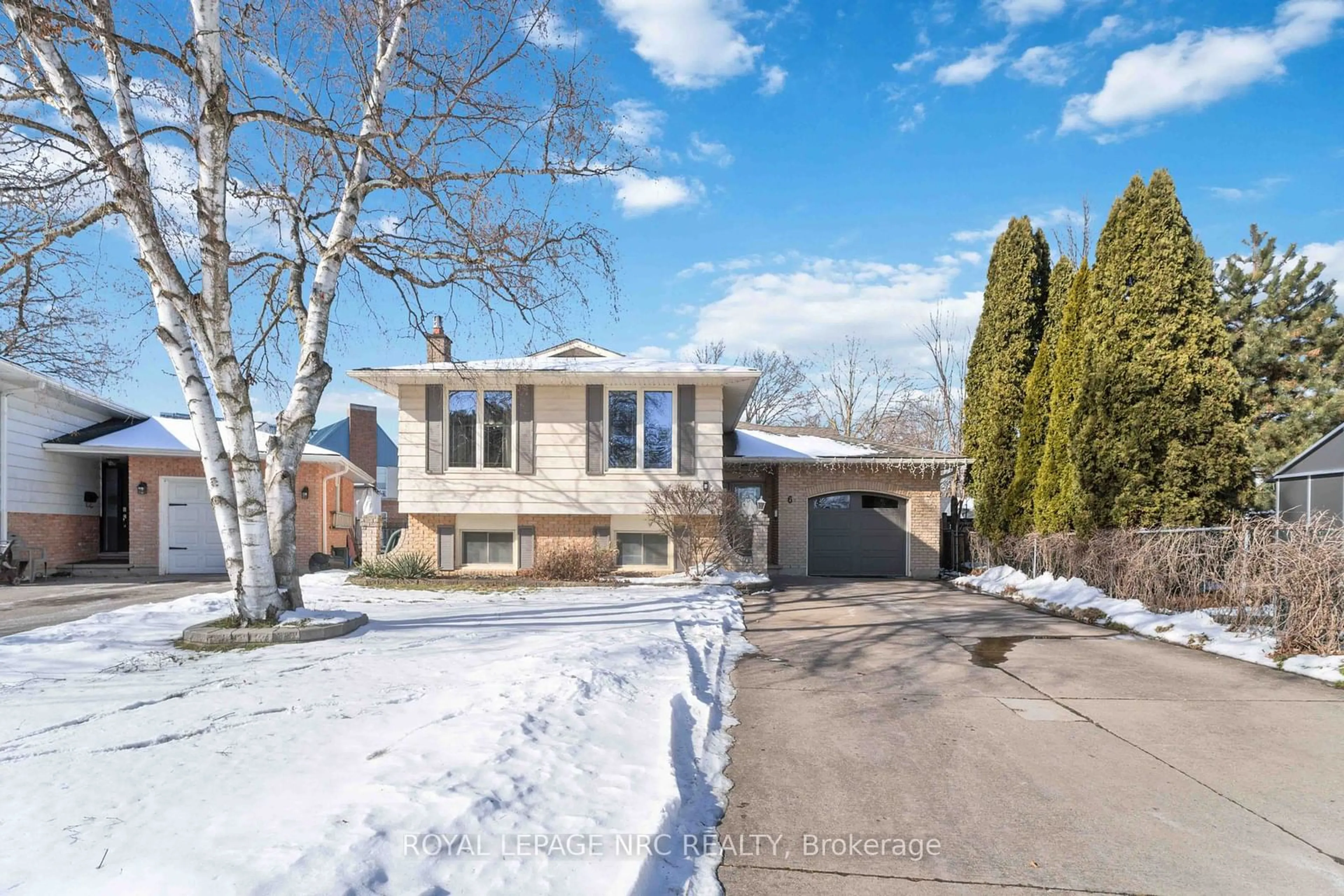 Home with brick exterior material, street for 6 Romko Crt, St. Catharines Ontario L2N 7A1