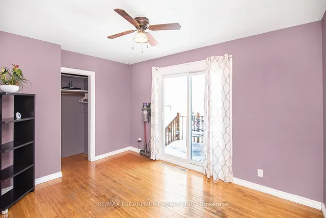 Additional property image - 725 Mud St