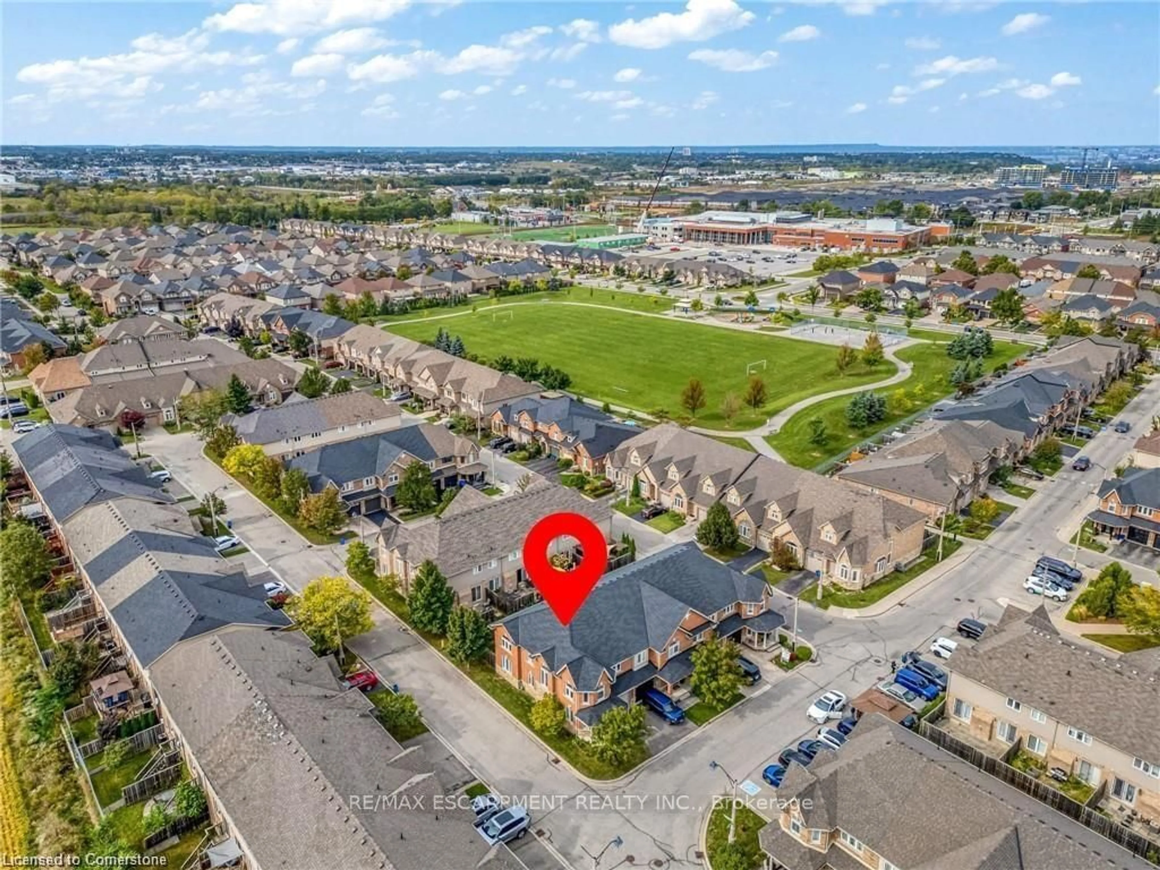 A pic from outside/outdoor area/front of a property/back of a property/a pic from drone, street for 56 Geranium Ave, Hamilton Ontario L0R 1P0