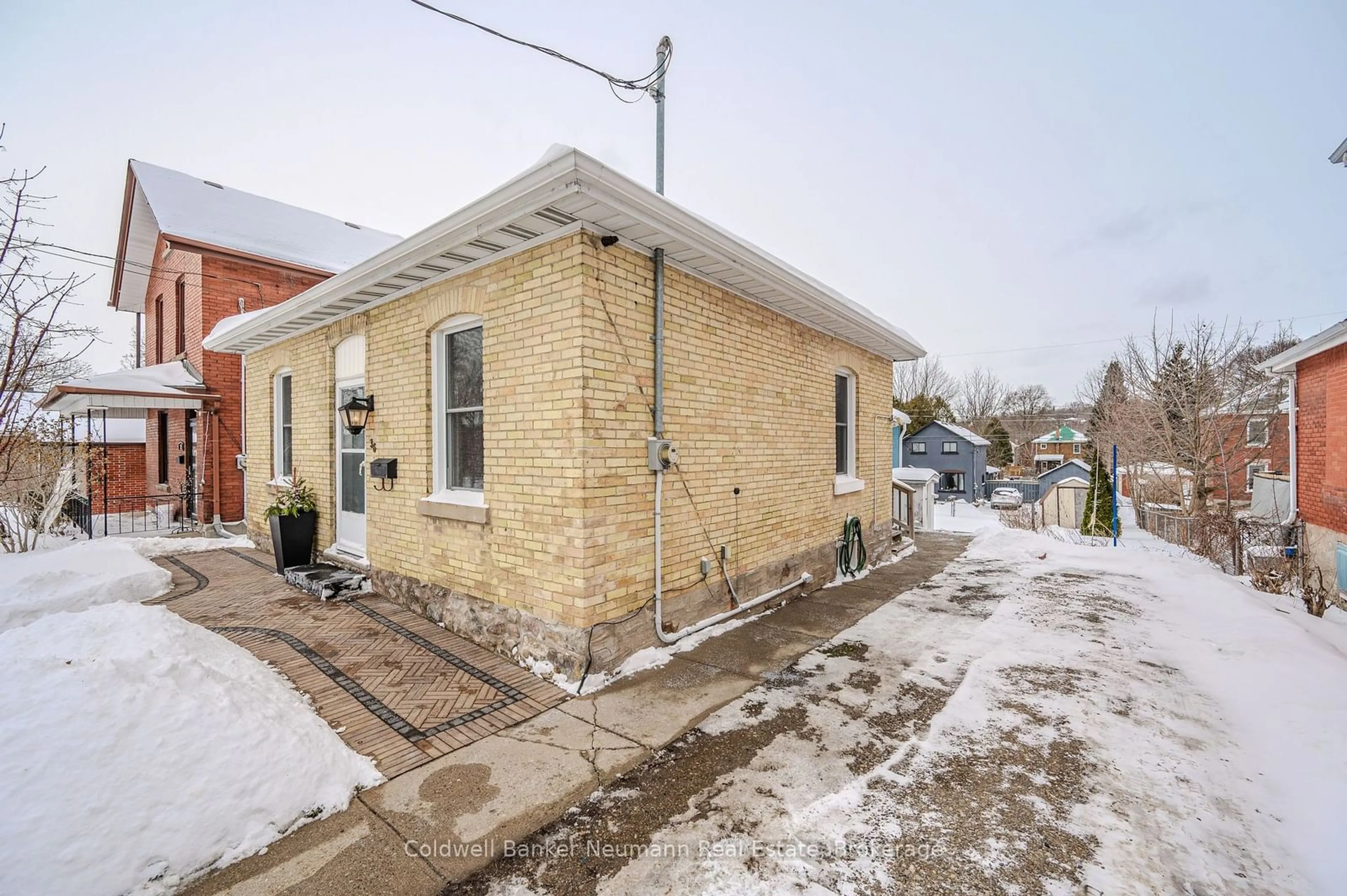 Patio, street for 36 Manitoba St, Guelph Ontario N1E 3B9