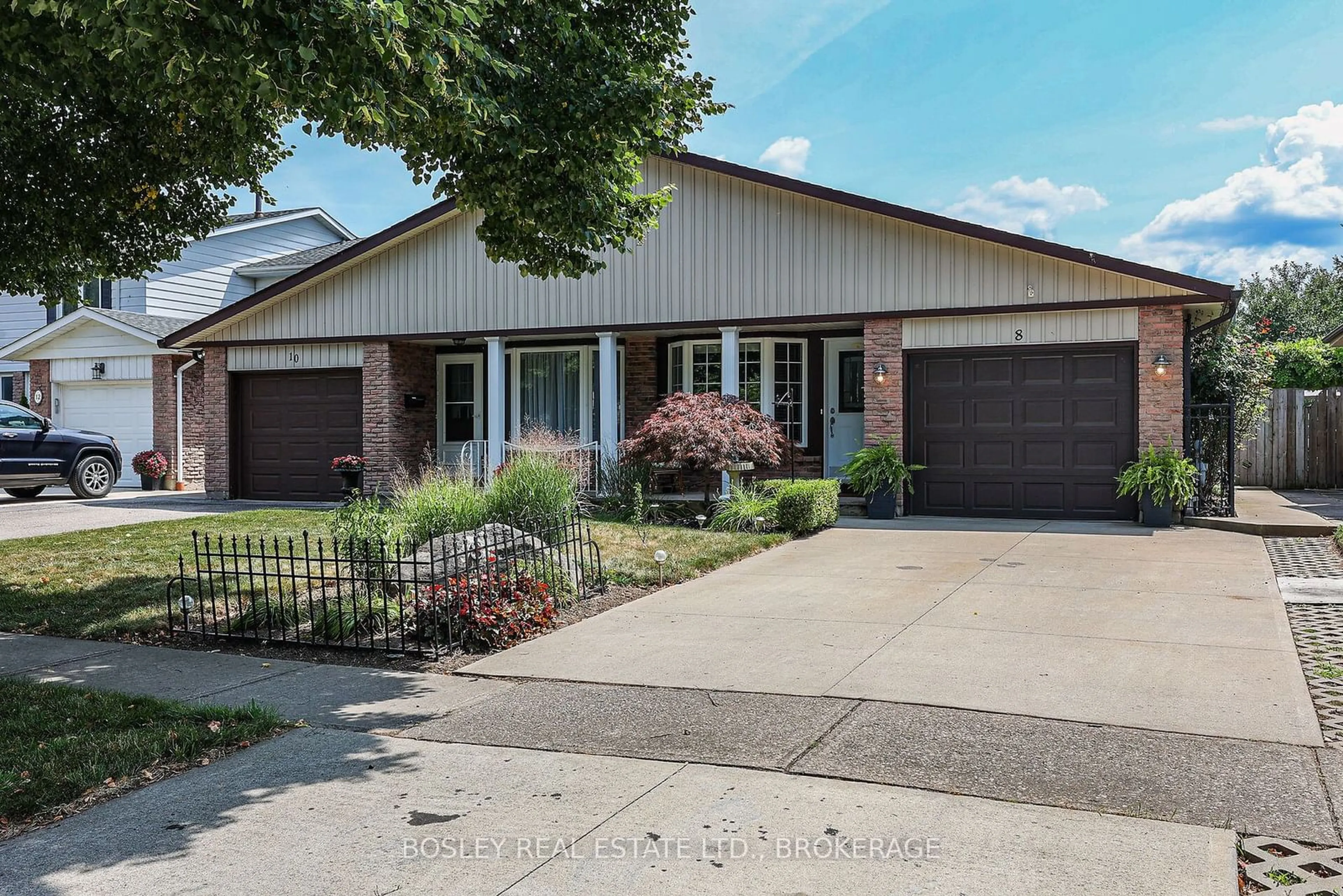 Home with brick exterior material, street for 8 Kilkenny Dr, St. Catharines Ontario L2N 6E3