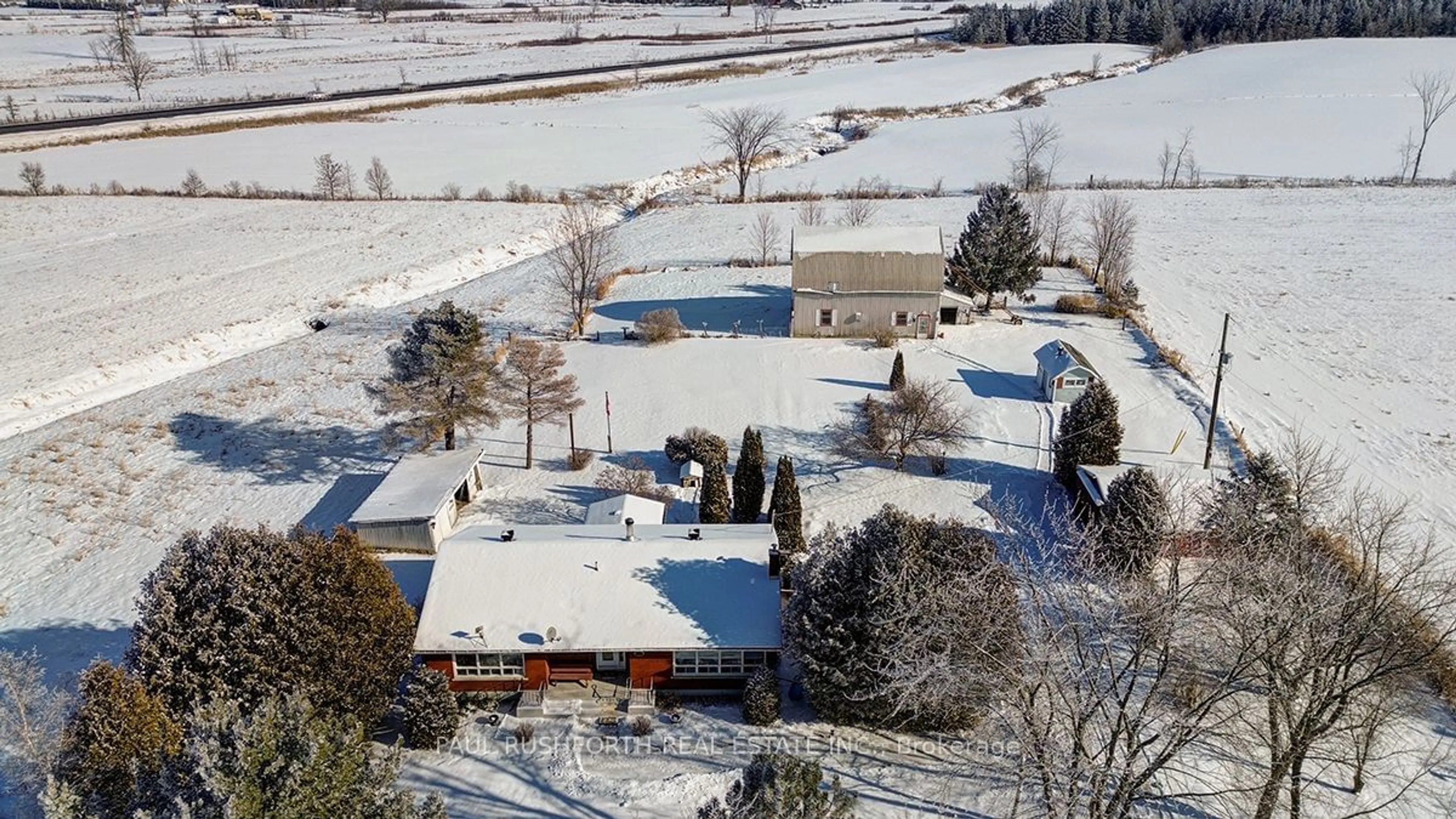 A pic from outside/outdoor area/front of a property/back of a property/a pic from drone, unknown for 120 Route 25 Rd, Alfred and Plantagenet Ontario K0A 3K0