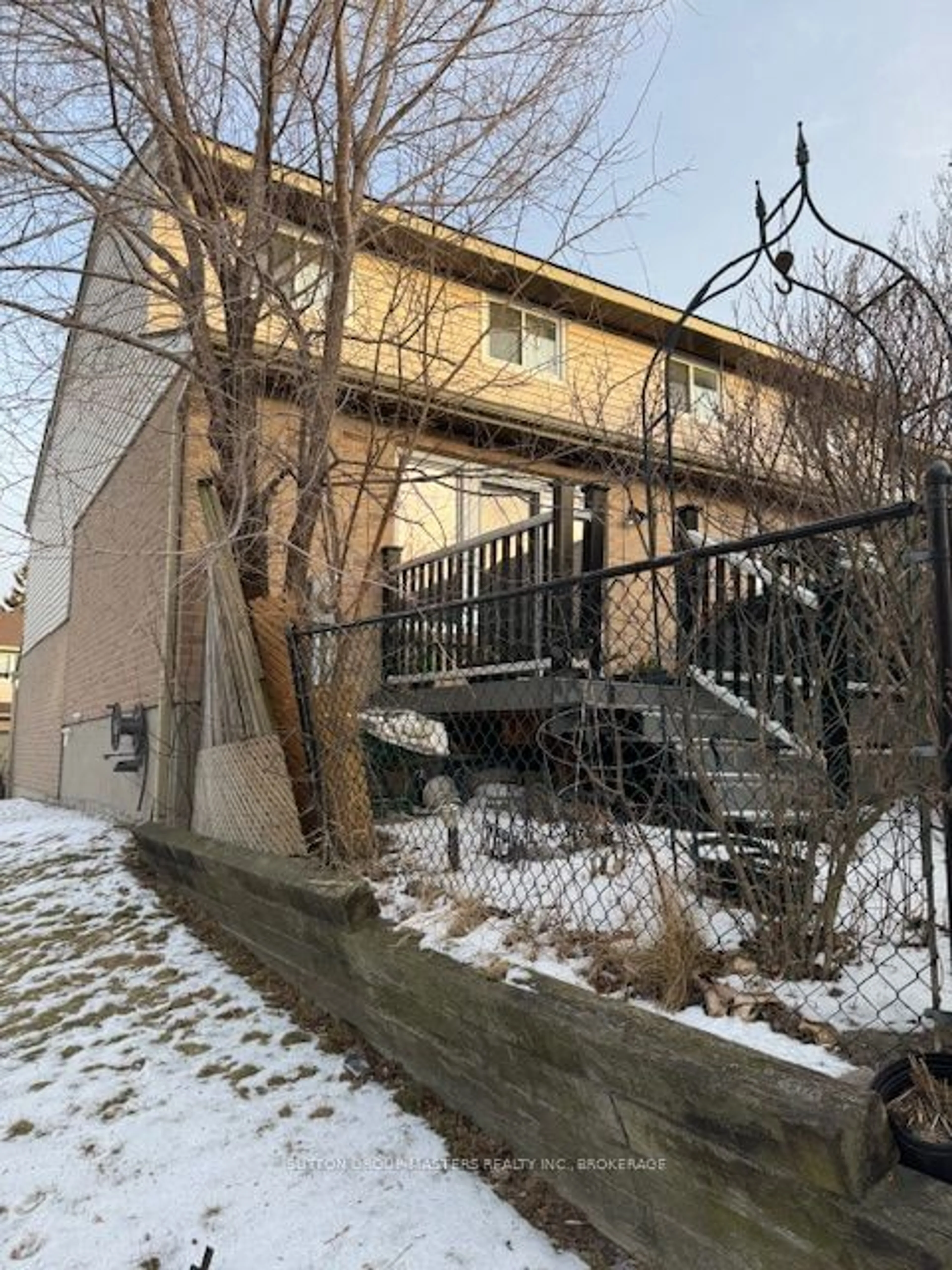 Unknown for 52 Coventry Cres, Kingston Ontario K7M 7S7