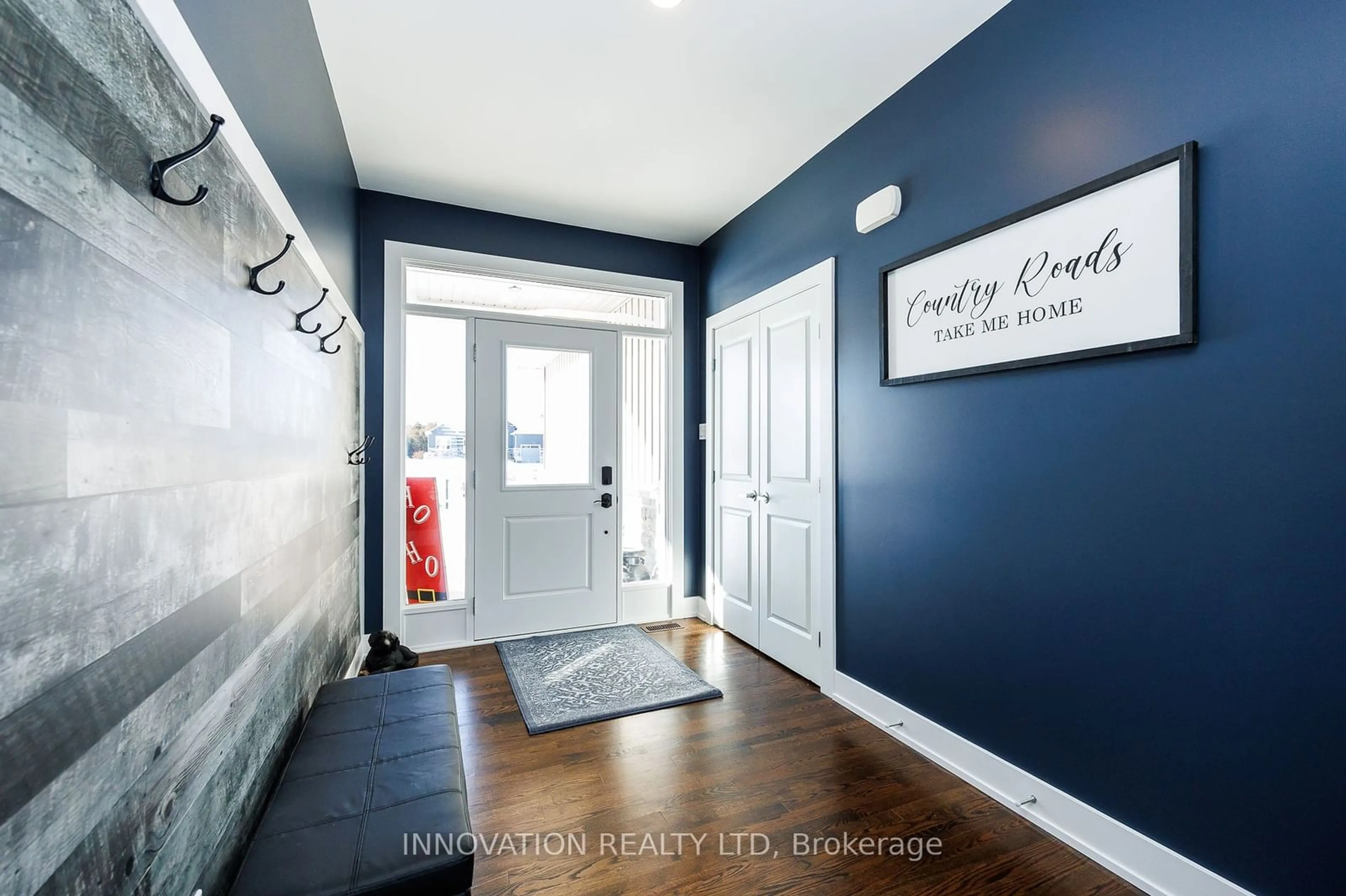 Indoor entryway for 202 Rhoda Dr, Beckwith Ontario K7C 3P2