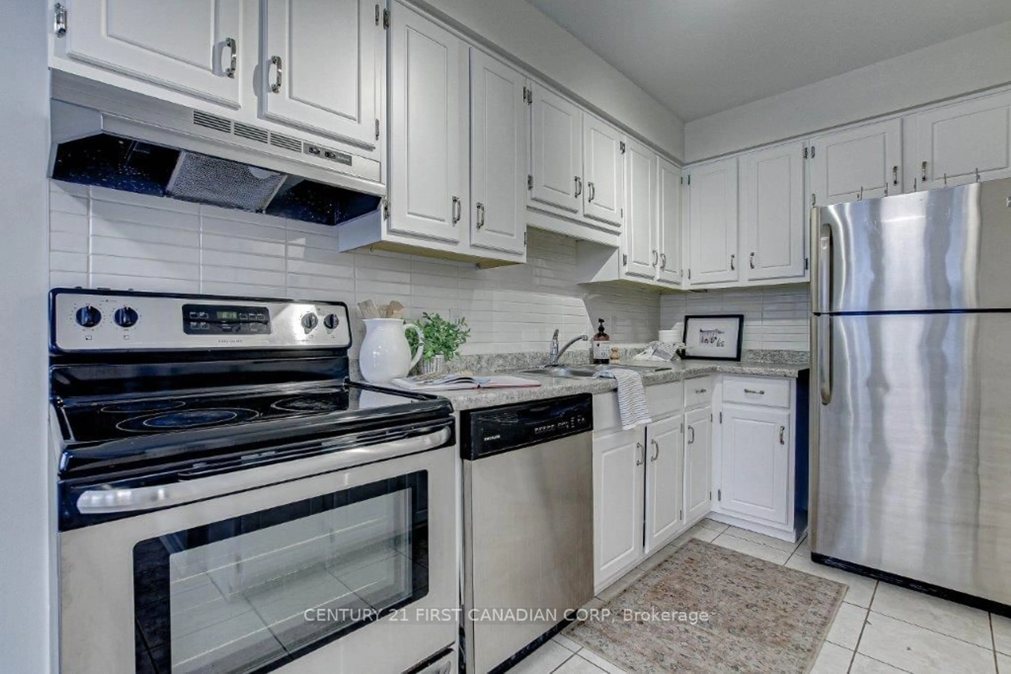 Standard kitchen, ceramic/tile floor for 189 Homestead Cres #17, London Ontario N6G 2E6