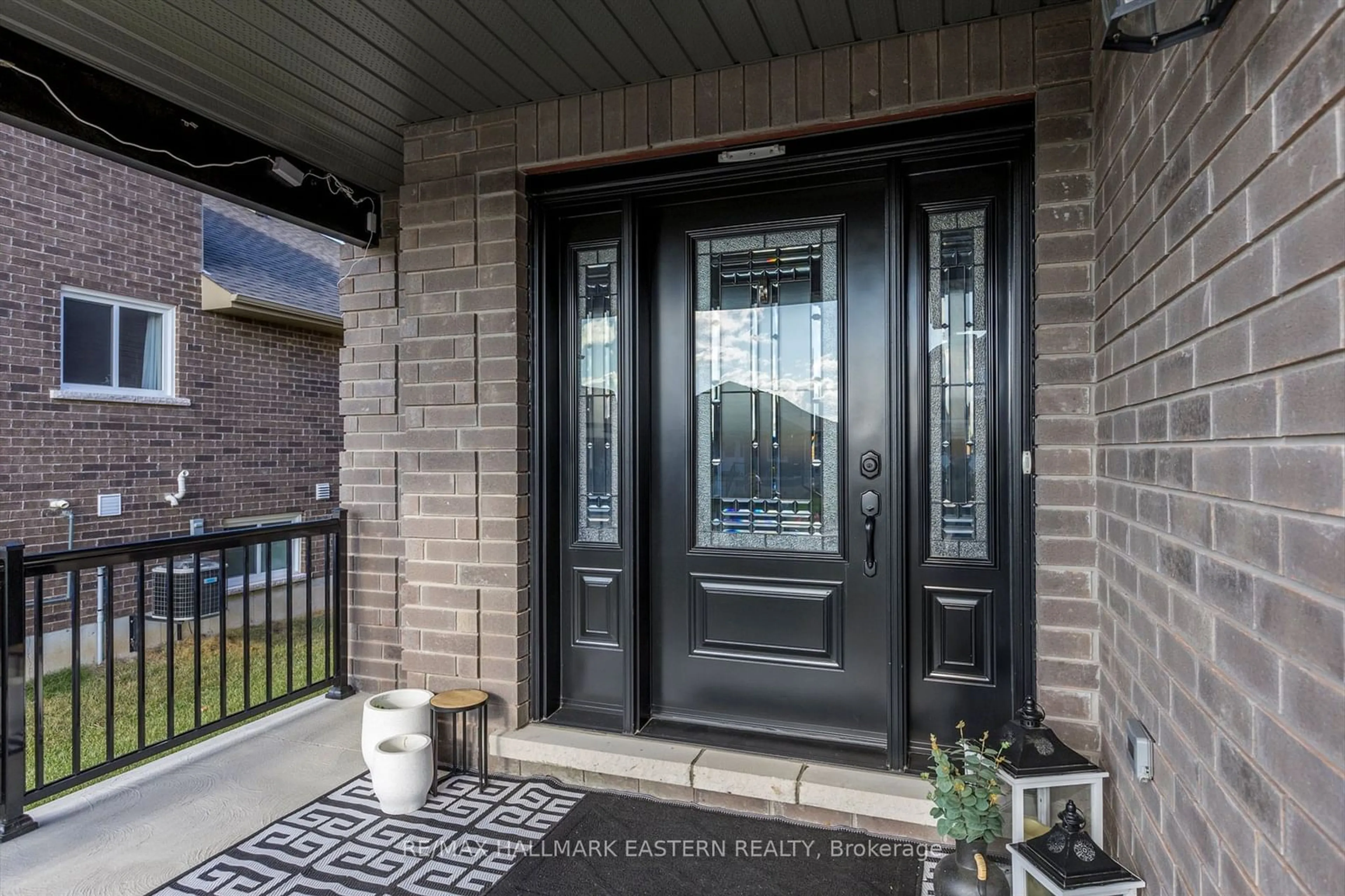 Indoor entryway for 55 Keeler Crt, Asphodel-Norwood Ontario K0L 2V0