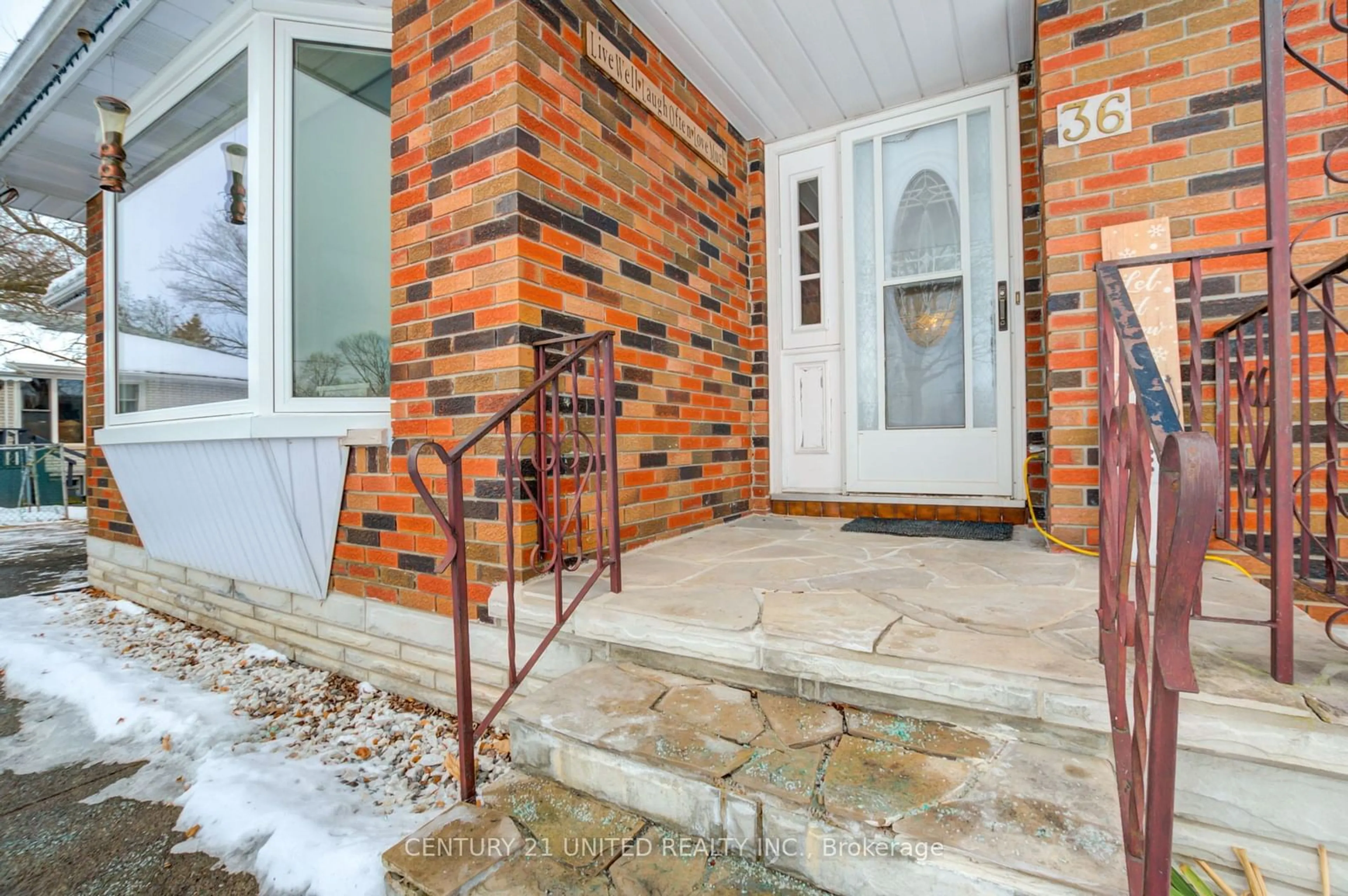 Indoor entryway for 36 Ibey Crt, Trent Hills Ontario K0L 1L0