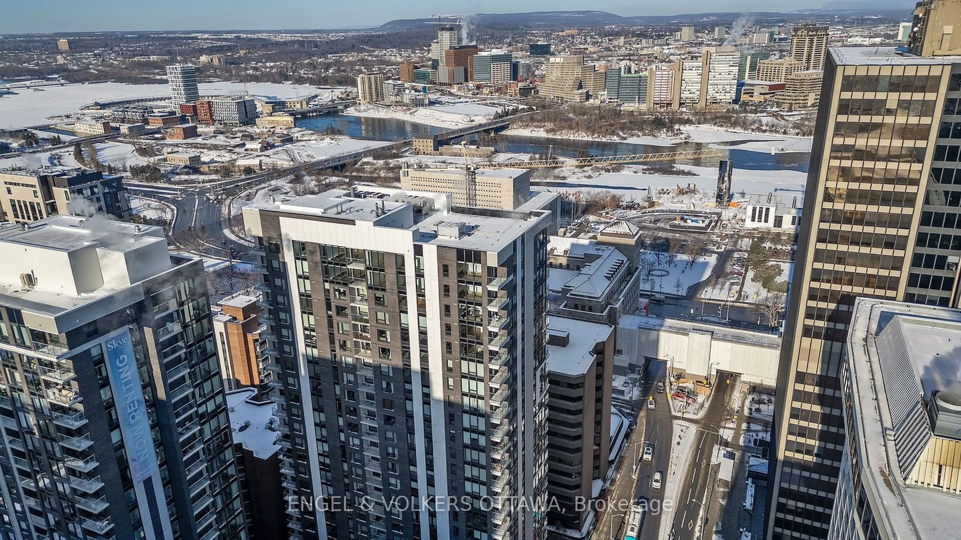 A pic from outside/outdoor area/front of a property/back of a property/a pic from drone, city buildings view from balcony for 340 Queen St #2407, Ottawa Centre Ontario K1R 0G1