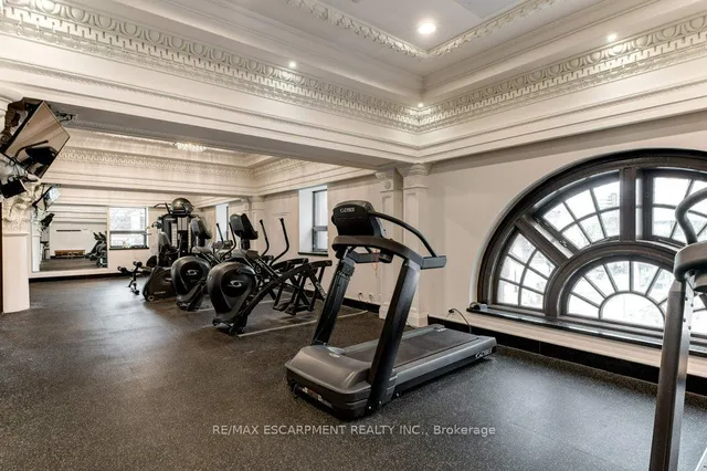 Additional property image - 112 King St Unit 203