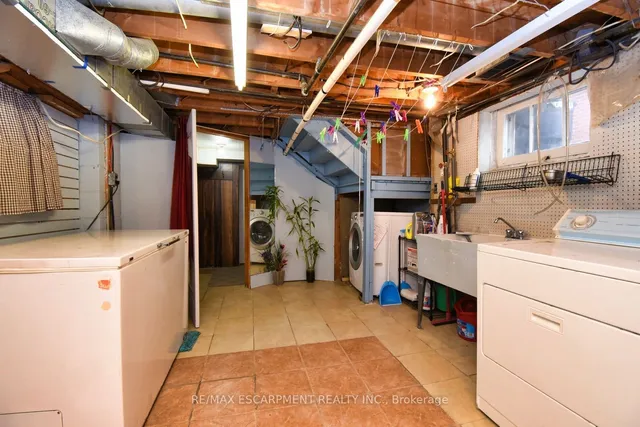 Additional property image - 162 Beland Ave