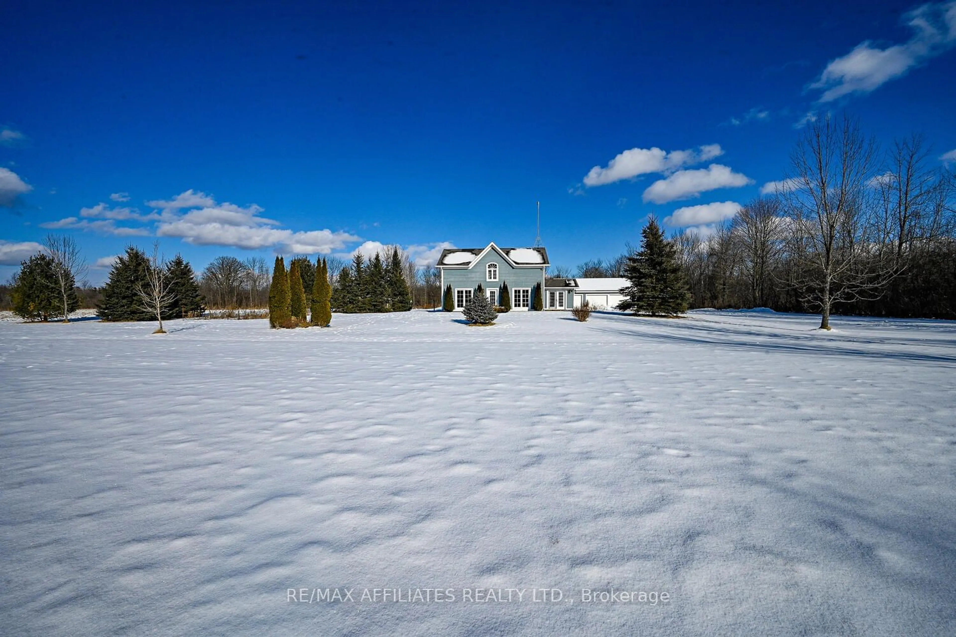 A pic from outside/outdoor area/front of a property/back of a property/a pic from drone, unknown for 85 Kitley Bastard Rd, Elizabethtown-Kitley Ontario K0E 1Y0