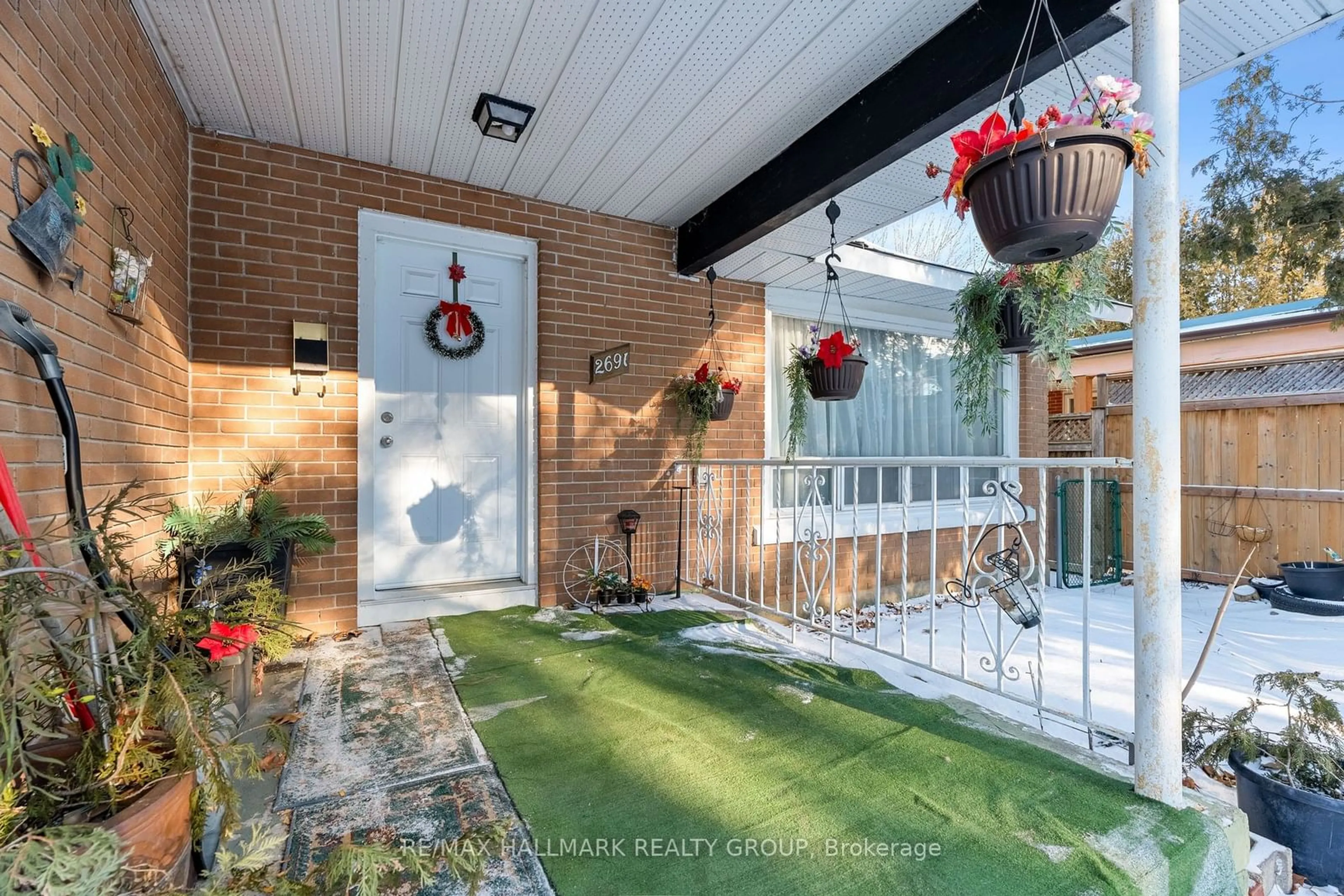 Patio, street for 2691 Marie St, Britannia - Lincoln Heights and Area Ontario K2B 7E3