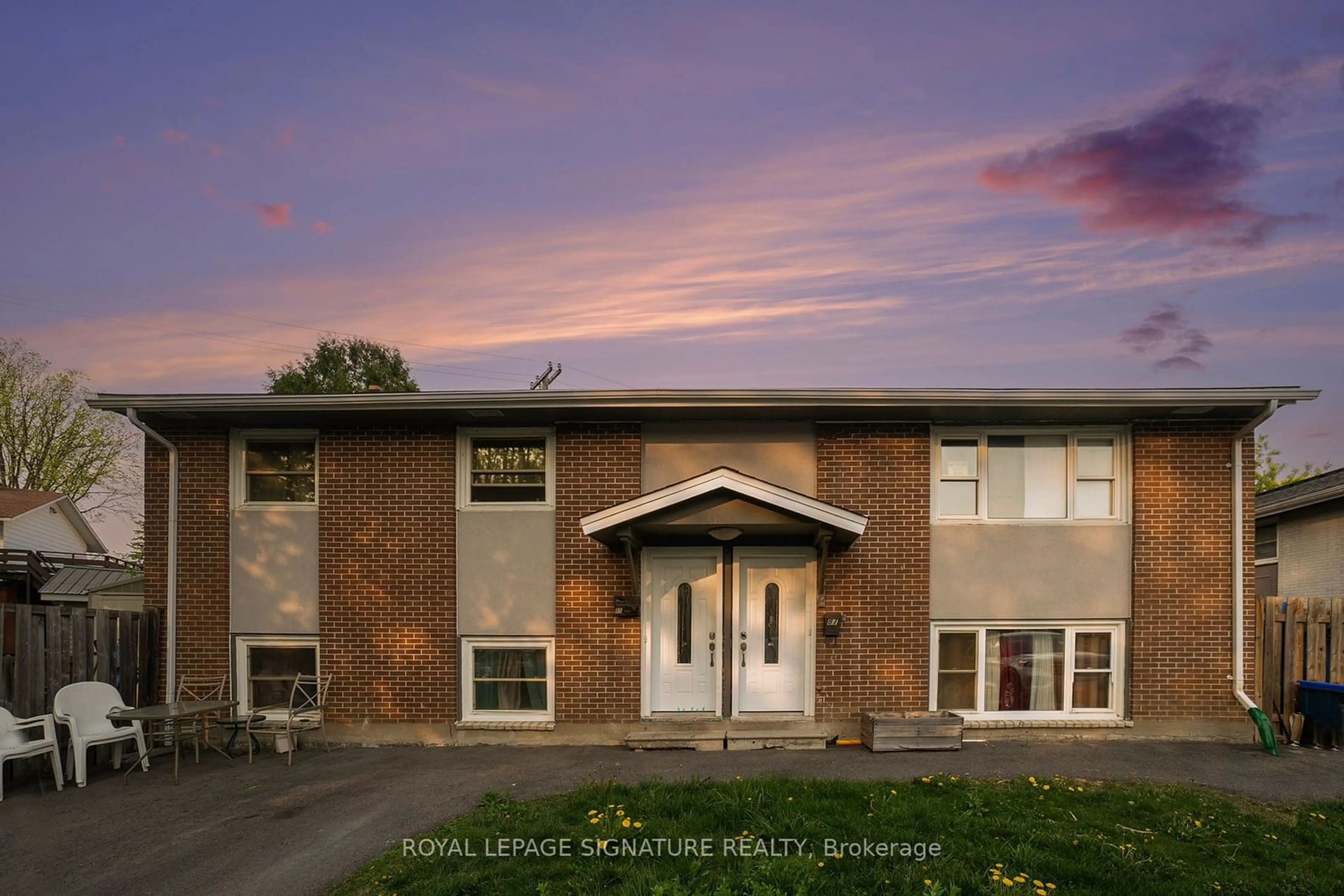 Home with brick exterior material, building for 85 Doane St, Britannia - Lincoln Heights and Area Ontario K2B 6G7