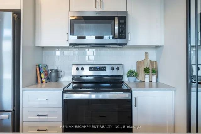 Additional property image - 2620 Binbrook Rd Unit 205