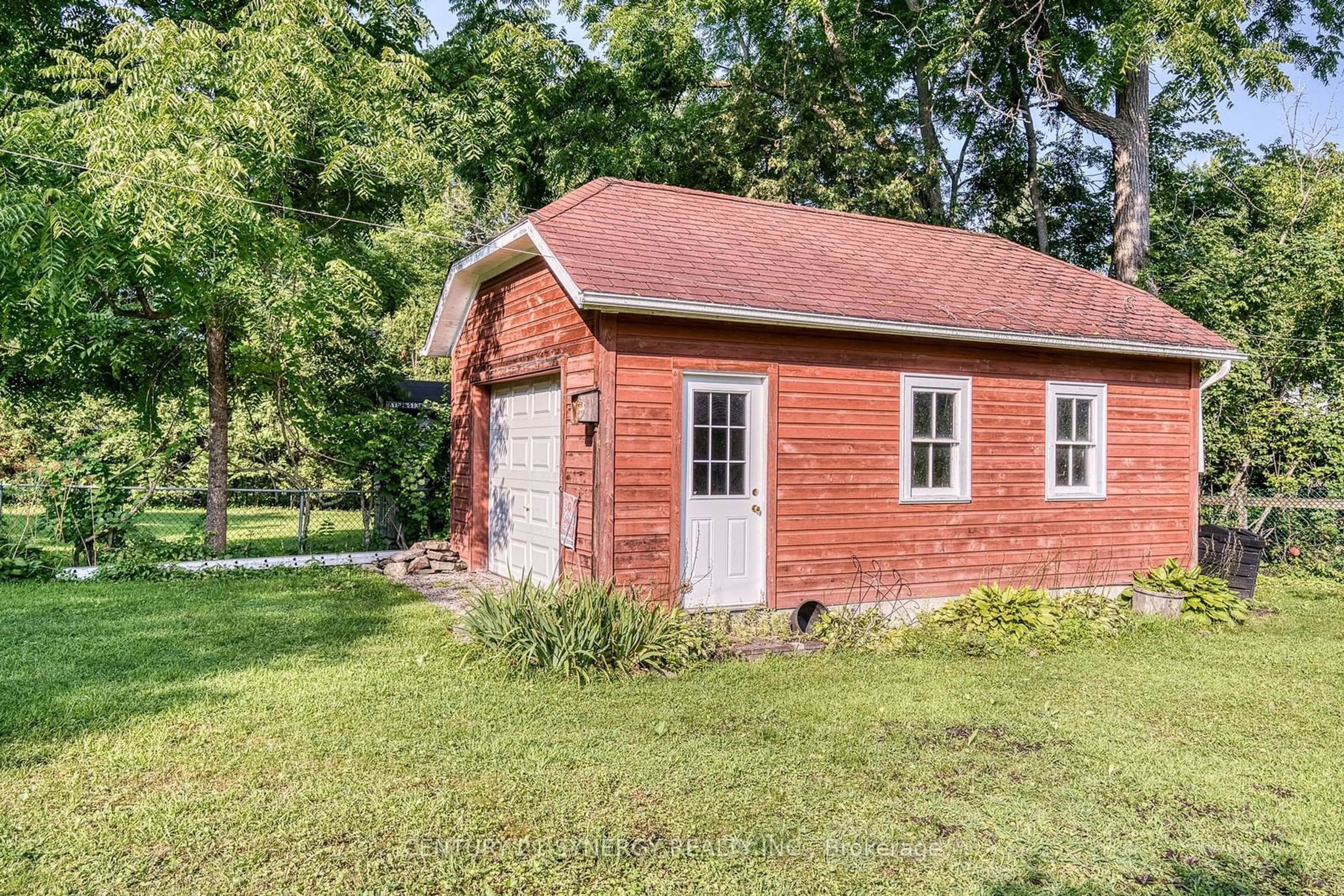 Shed for 19 MARY St, Perth Ontario K7H 2X1