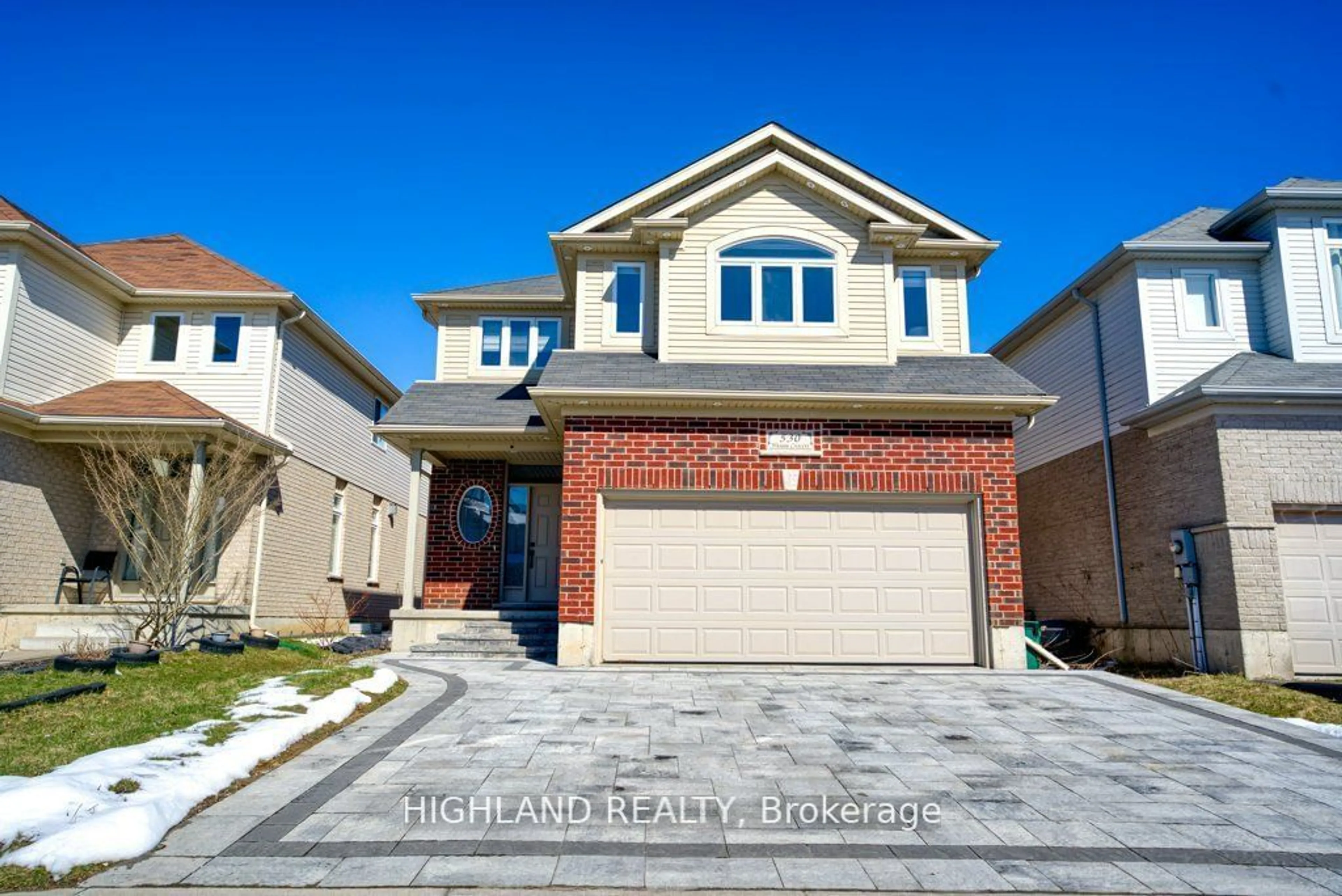 Home with brick exterior material, street for 530 Wasaga Cres, Waterloo Ontario N2V 2Y8