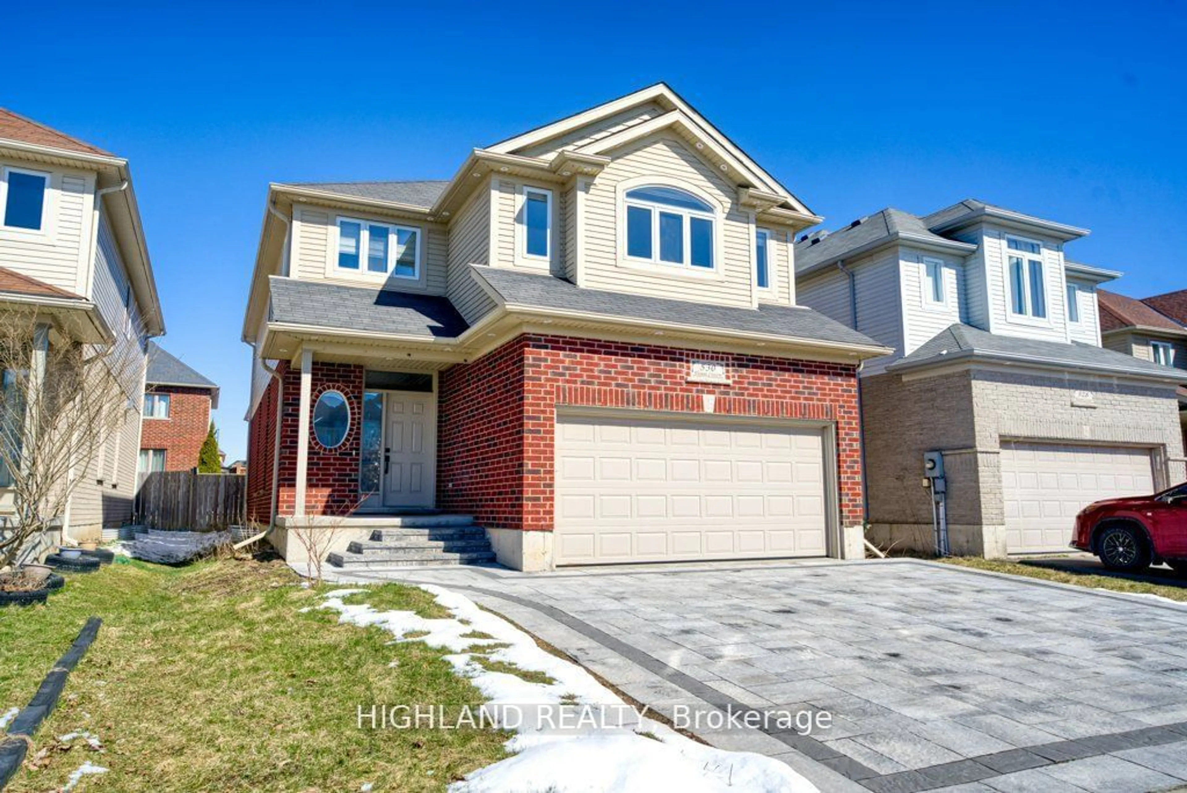 Home with brick exterior material, street for 530 Wasaga Cres, Waterloo Ontario N2V 2Y8