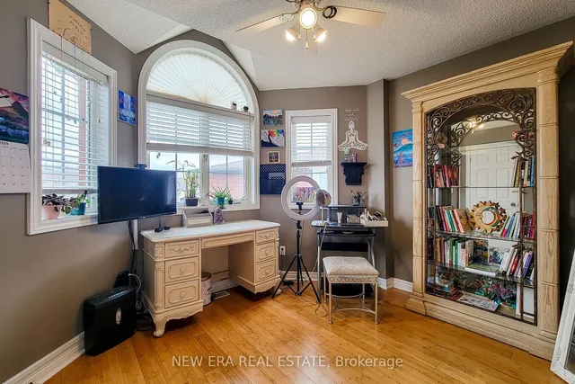 Additional property image - 20 Pentland Rd