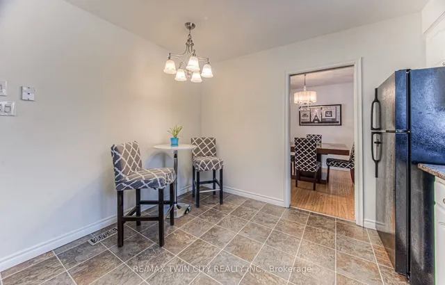 Additional property image - 103 Vista Cres