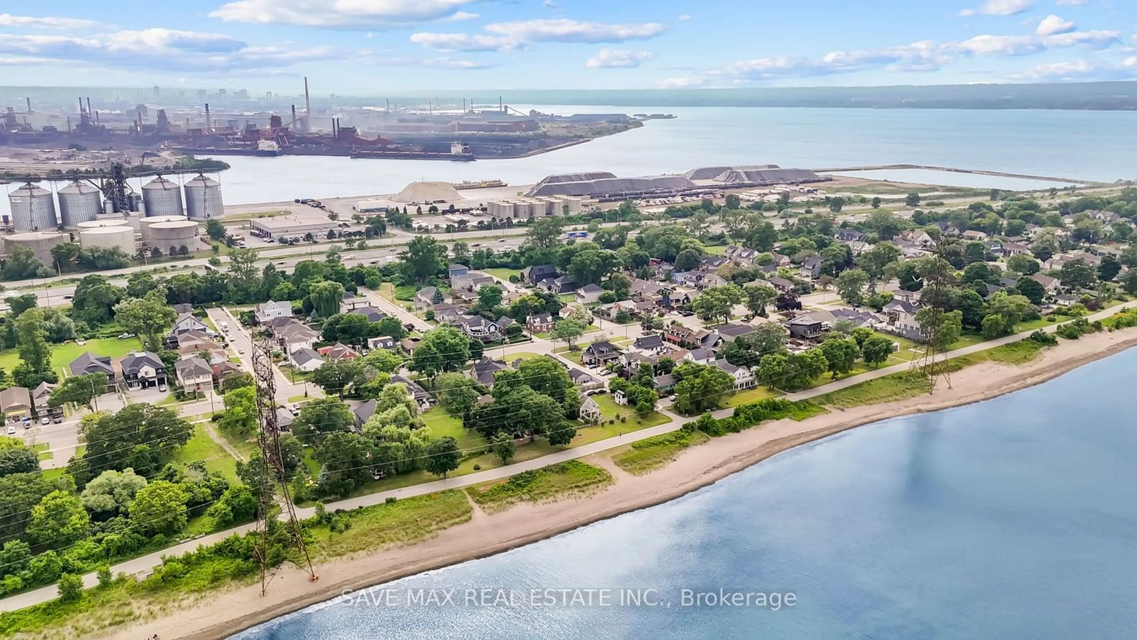 A pic from outside/outdoor area/front of a property/back of a property/a pic from drone, water/lake/river/ocean view for 17 Lagoon Ave, Hamilton Ontario L8H 7C4