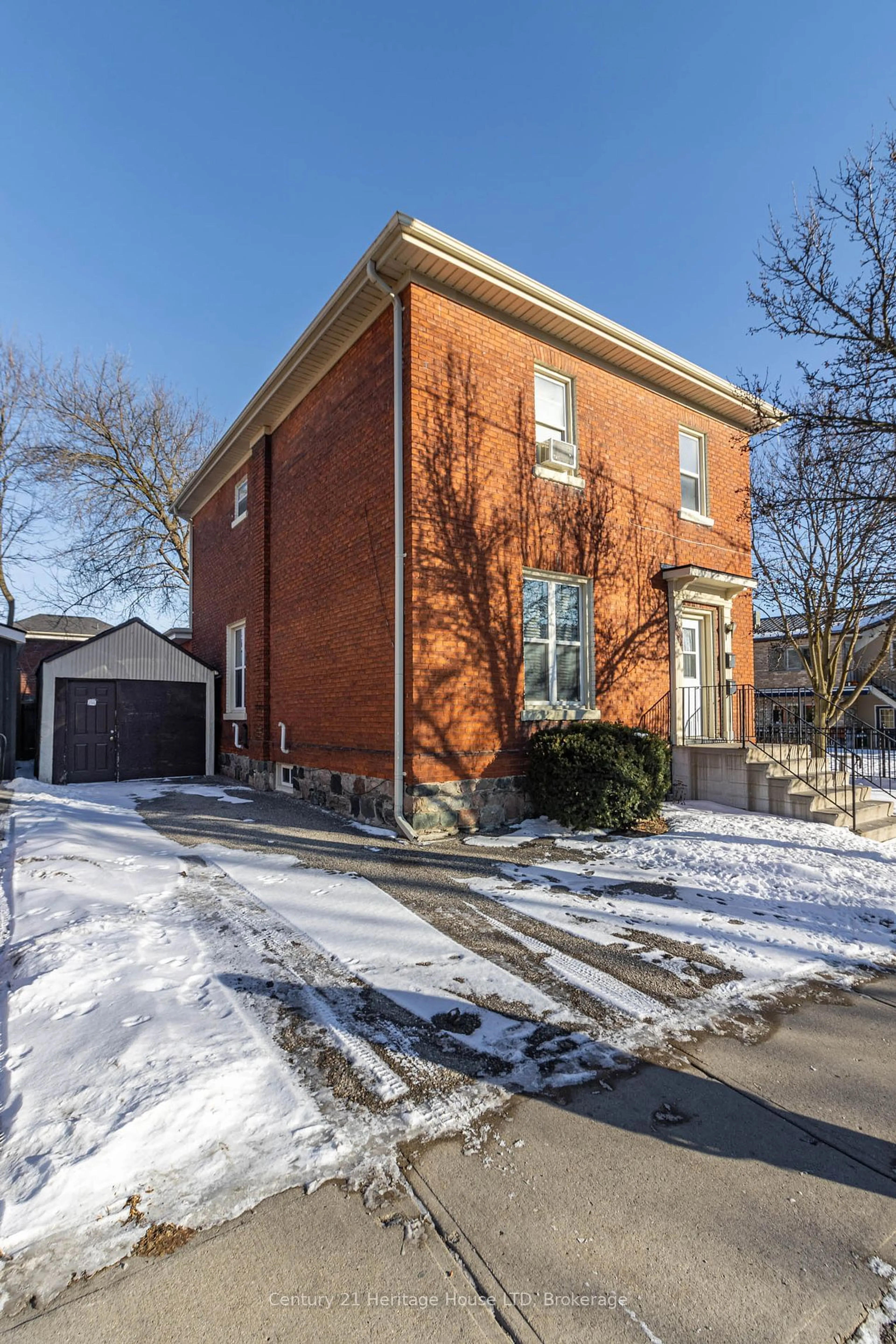 Home with brick exterior material, street for 631 Peel St, Woodstock Ontario N4S 1K9