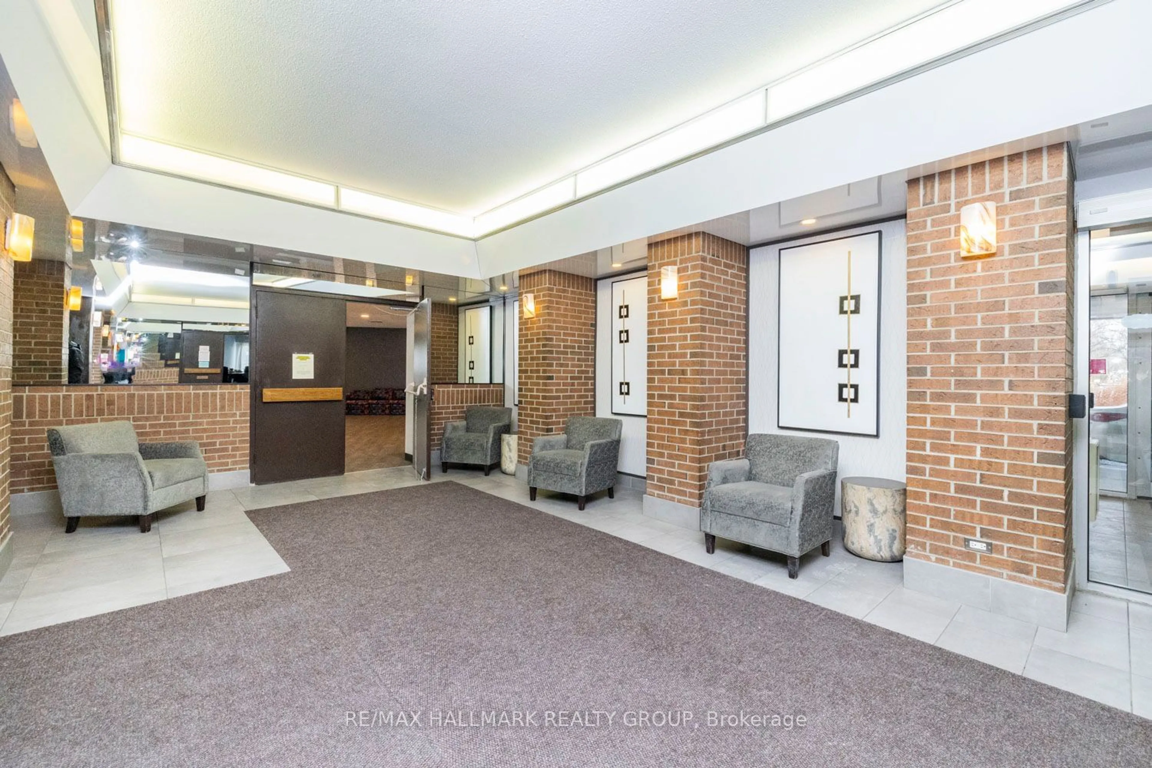 Lobby for 1380 PRINCE OF WALES Dr #806, Mooneys Bay - Carleton Heights and Area Ontario K2C 3N5