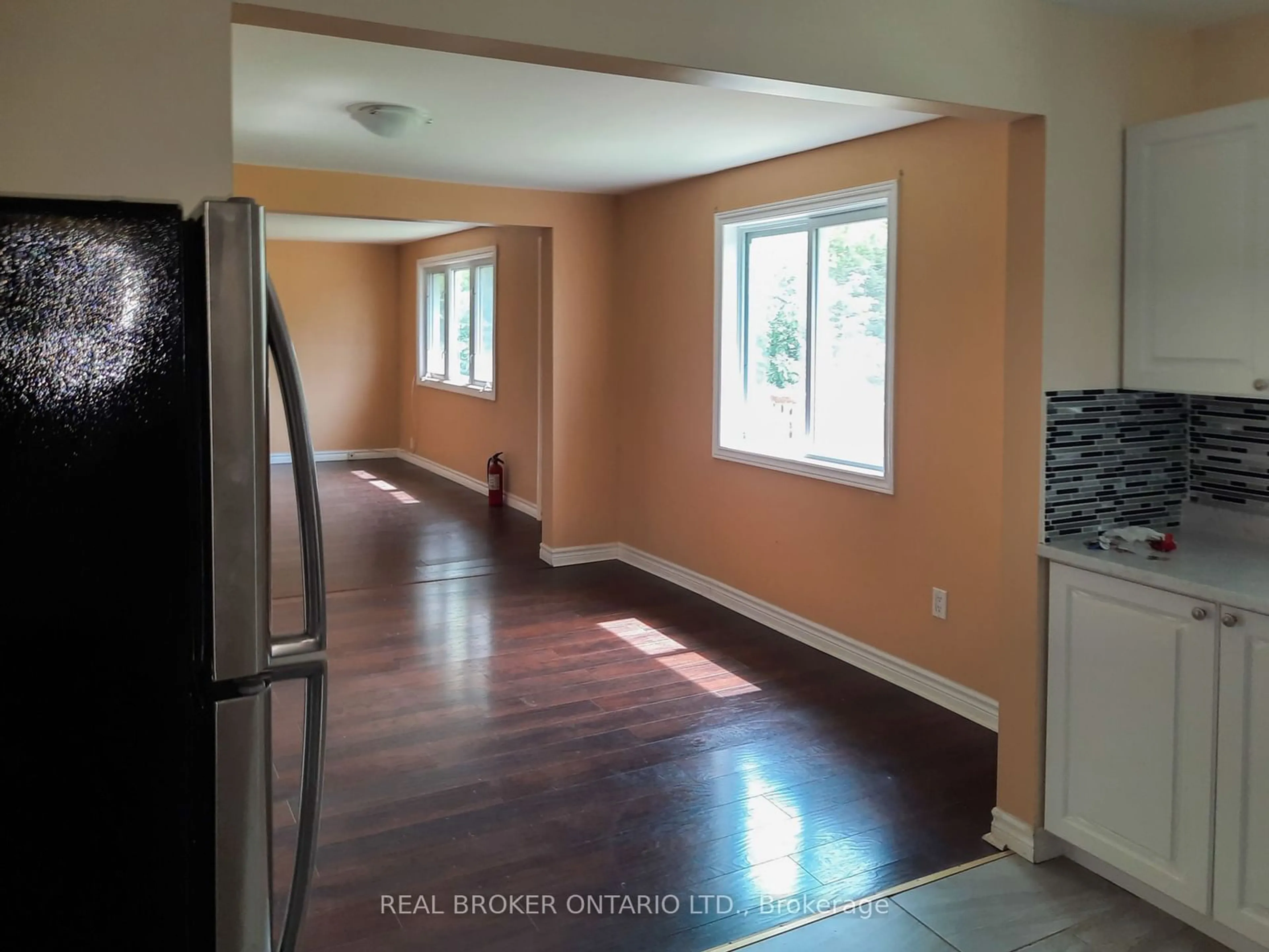 A pic of a room for 7623 Flewellyn Rd, Stittsville - Munster - Richmond Ontario K2S 1B6