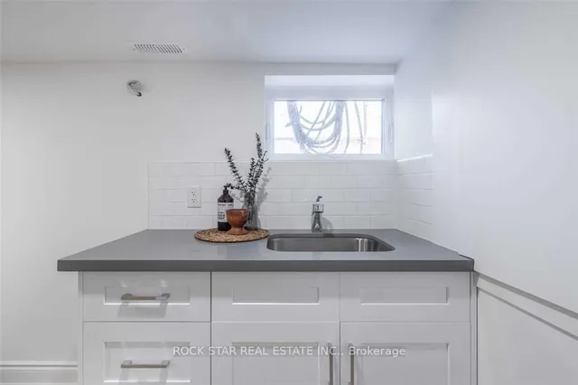 Additional property image - 1 Edward St