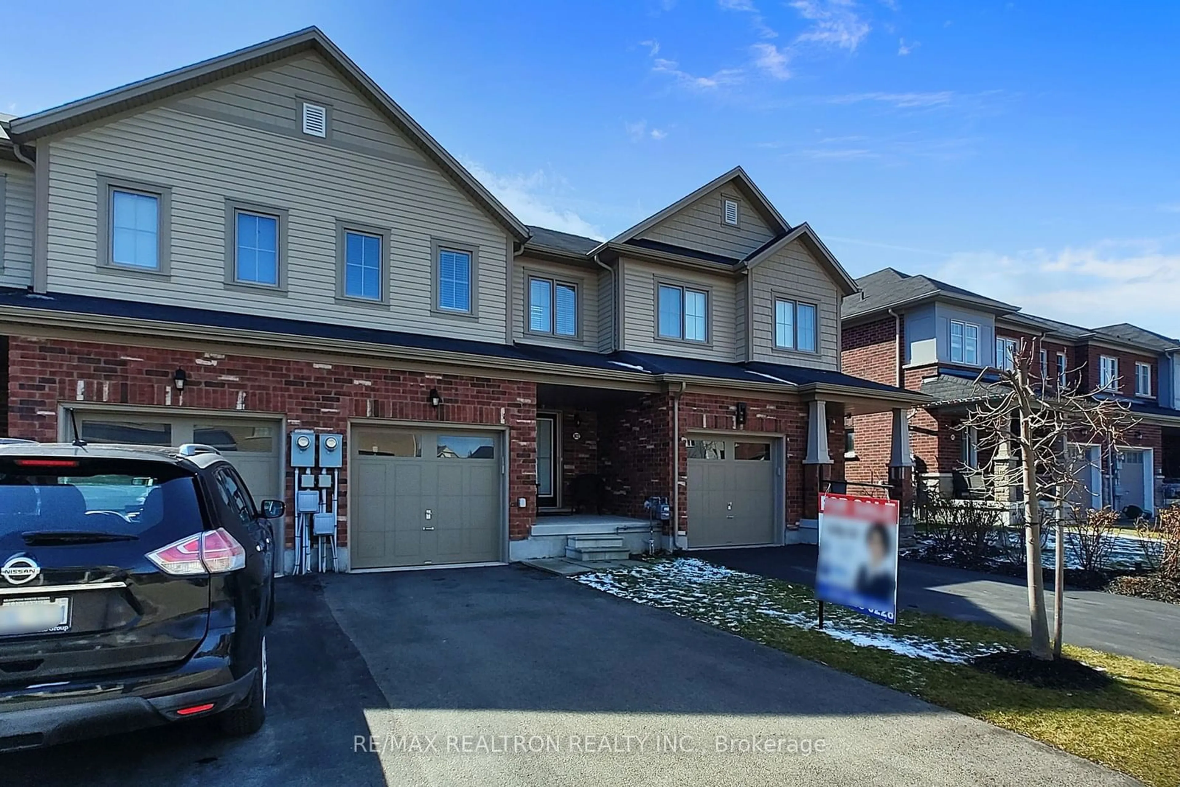 Home with brick exterior material, street for 8472 Hickory Lane, Niagara Falls Ontario L2H 0L3