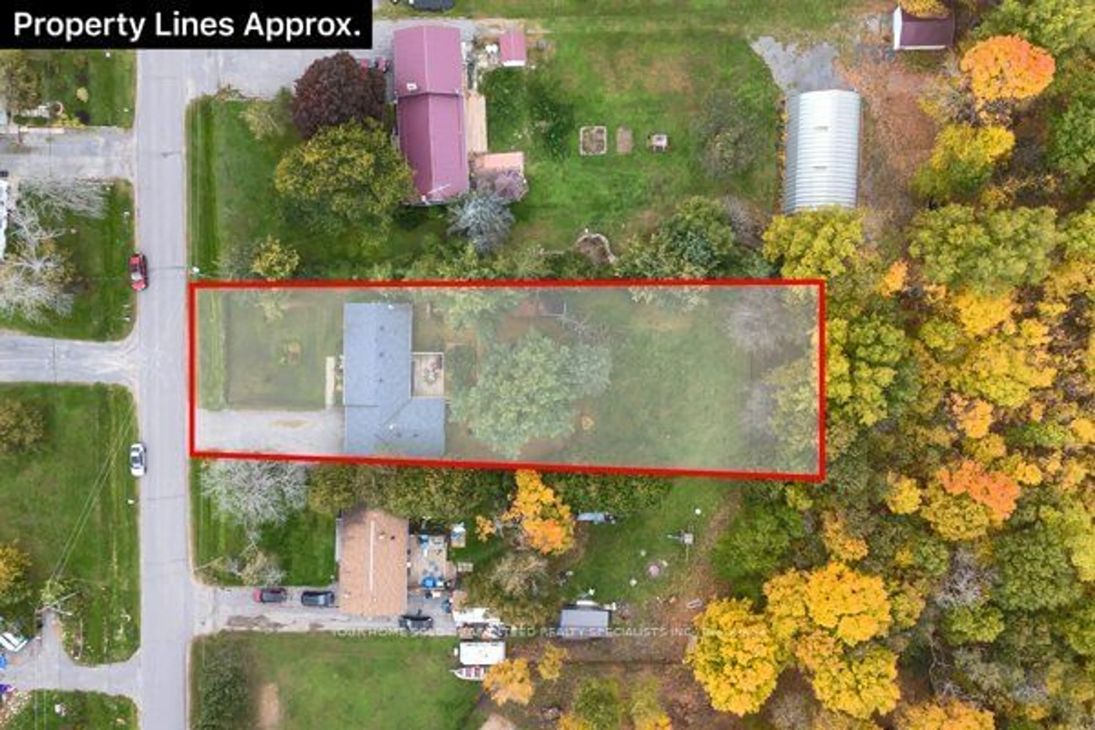 A pic from outside/outdoor area/front of a property/back of a property/a pic from drone, street for 1304 OLD WILTON Rd, Loyalist Ontario K0H 2H0