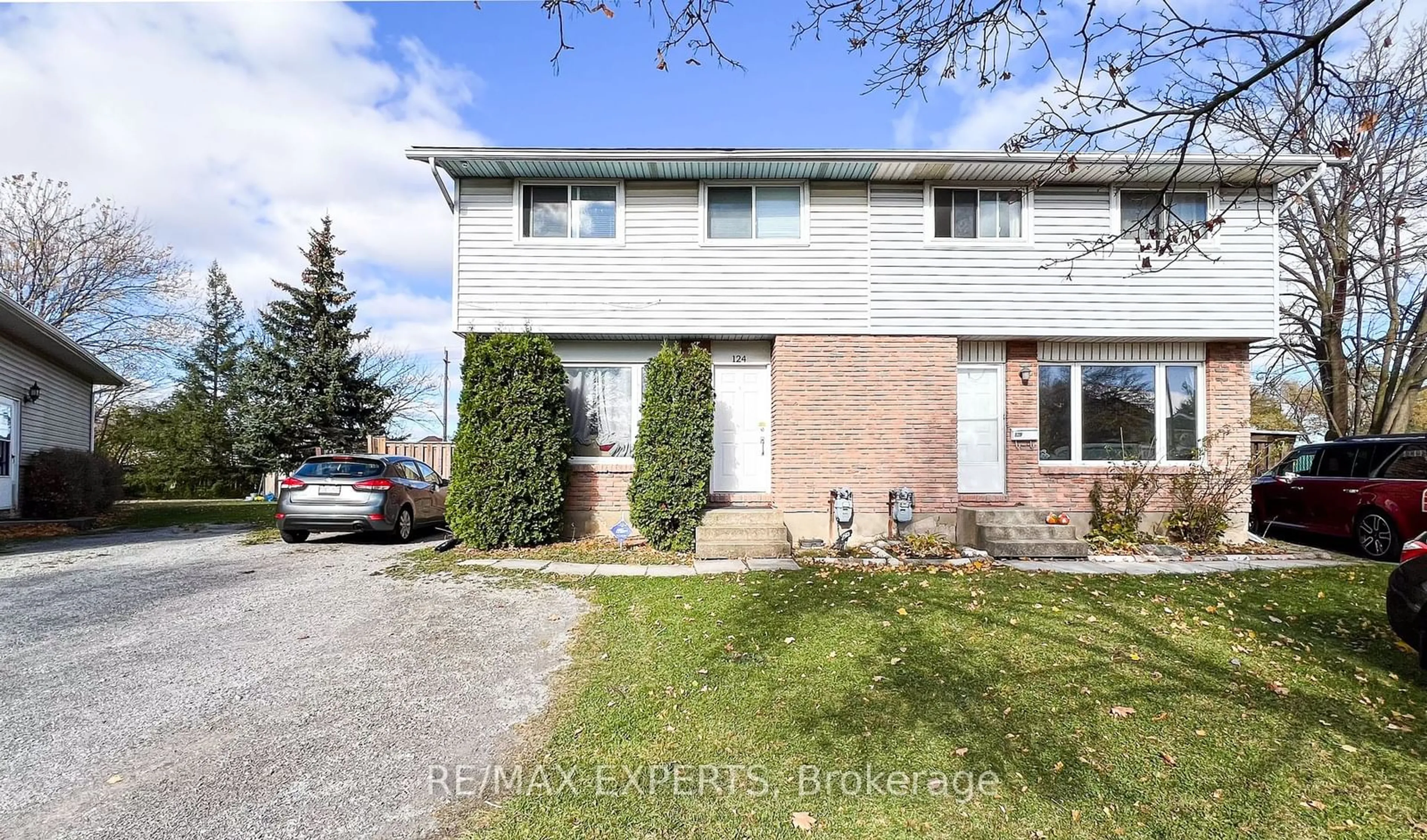 Home with brick exterior material, street for 124 Romy Cres, Thorold Ontario L2V 4L3