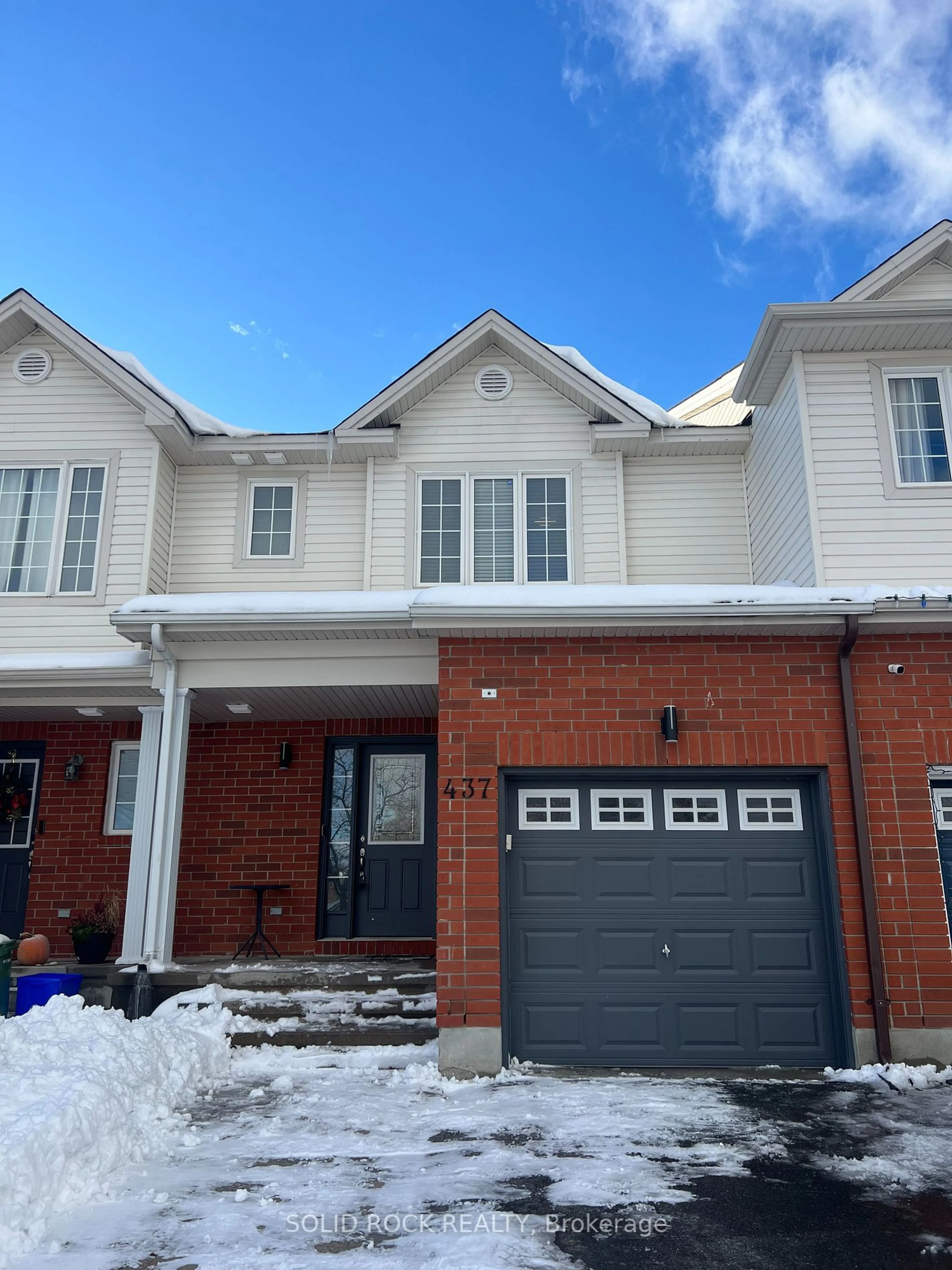 Home with brick exterior material, street for 437 Brigitta St, Kanata Ontario K2S 0J6