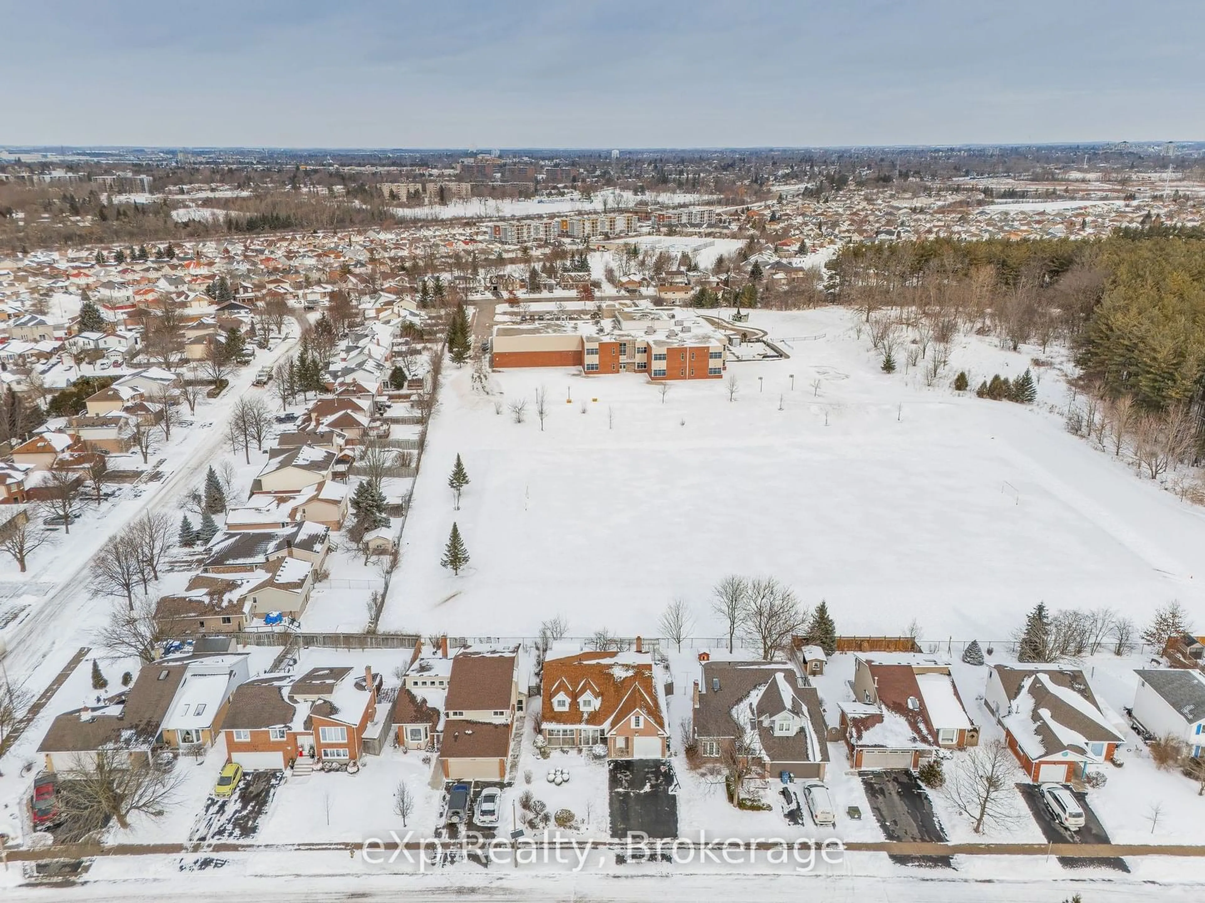 A pic from outside/outdoor area/front of a property/back of a property/a pic from drone, street for 327 Stephanie Dr, Guelph Ontario N1K 1P1