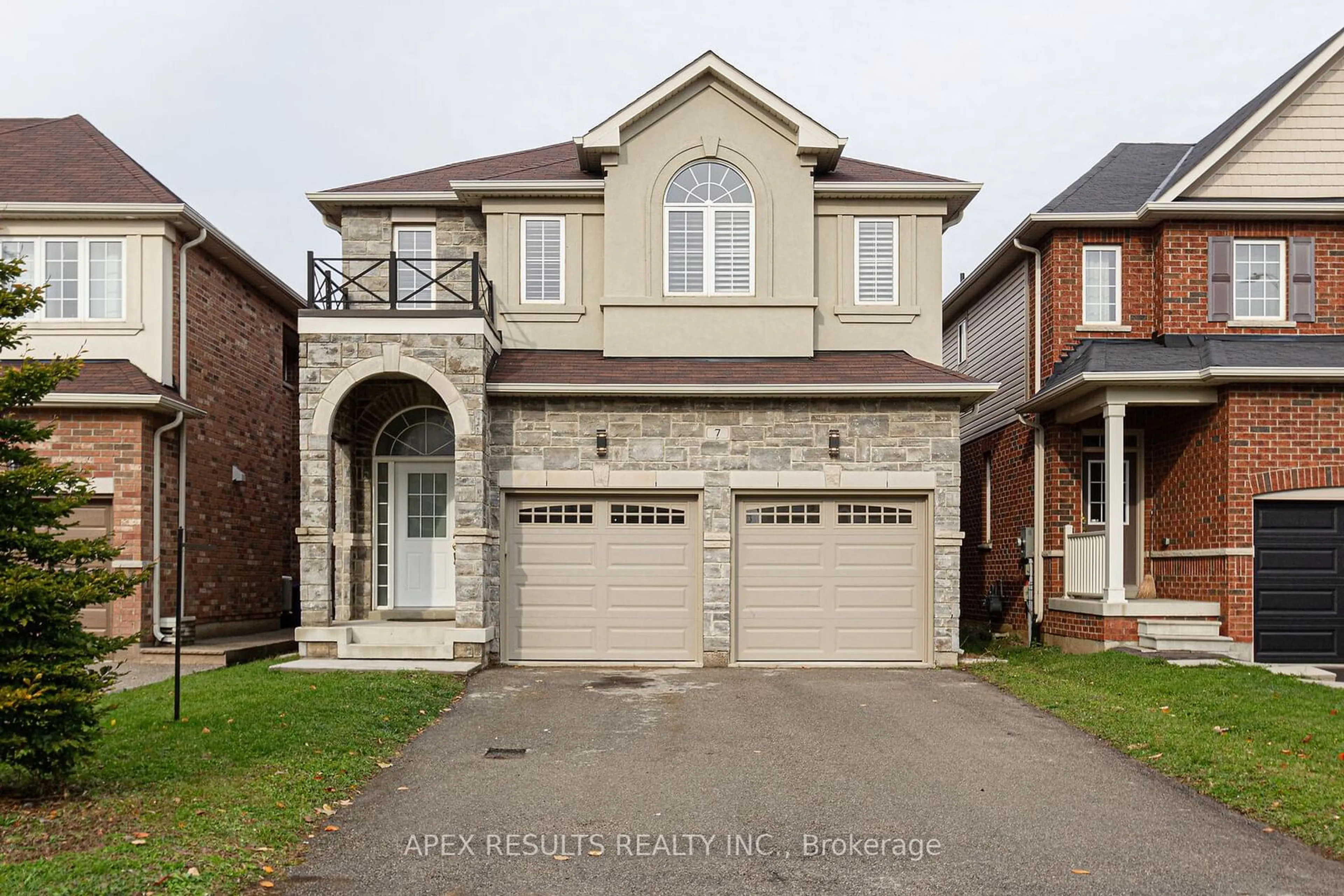 Home with brick exterior material, street for 7 Connell Cres, Hamilton Ontario L9C 0C8