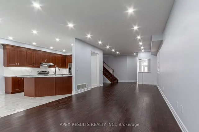 Additional property image - 7 Connell Cres