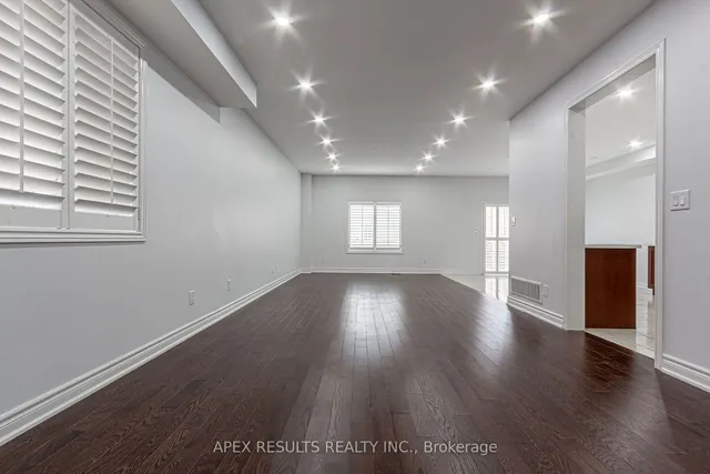 Additional property image - 7 Connell Cres