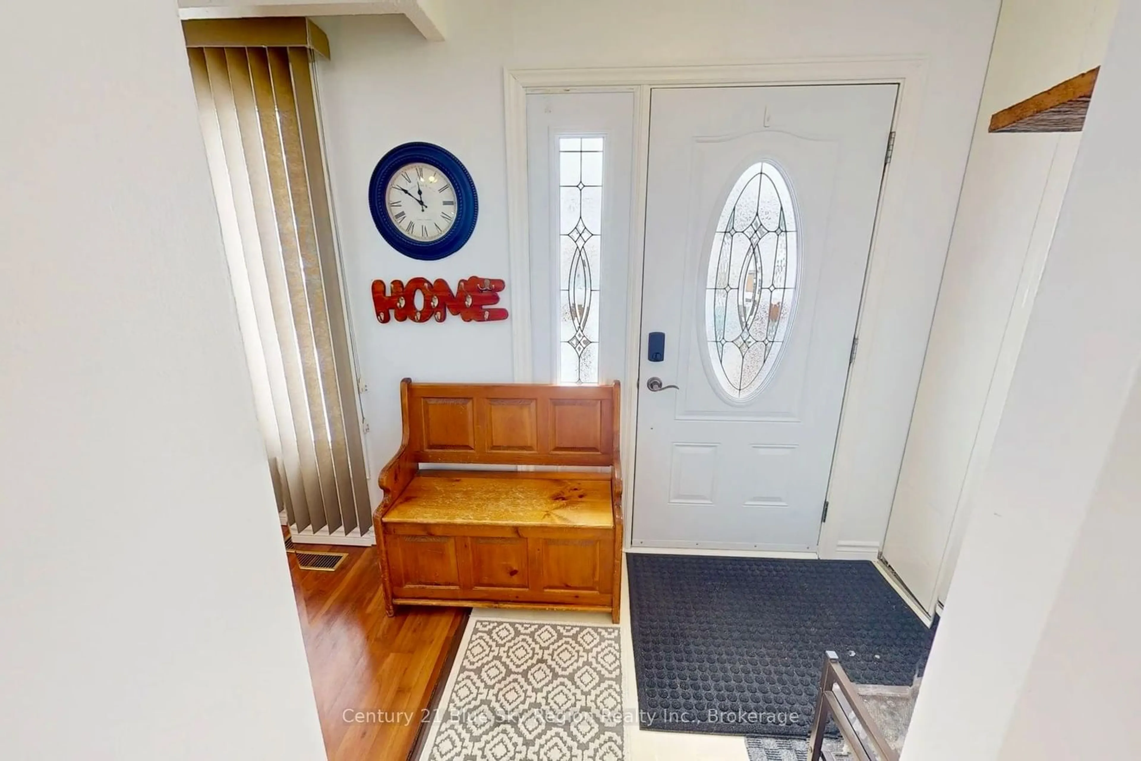 Indoor entryway for 896 Norman Ave, North Bay Ontario P1B 8C5