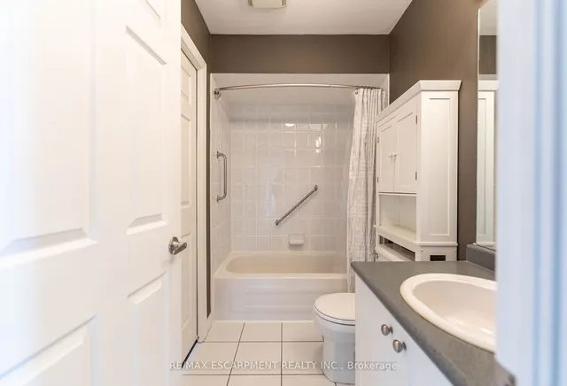 Additional property image - 1336 UPPER SHERMAN Ave Unit 7