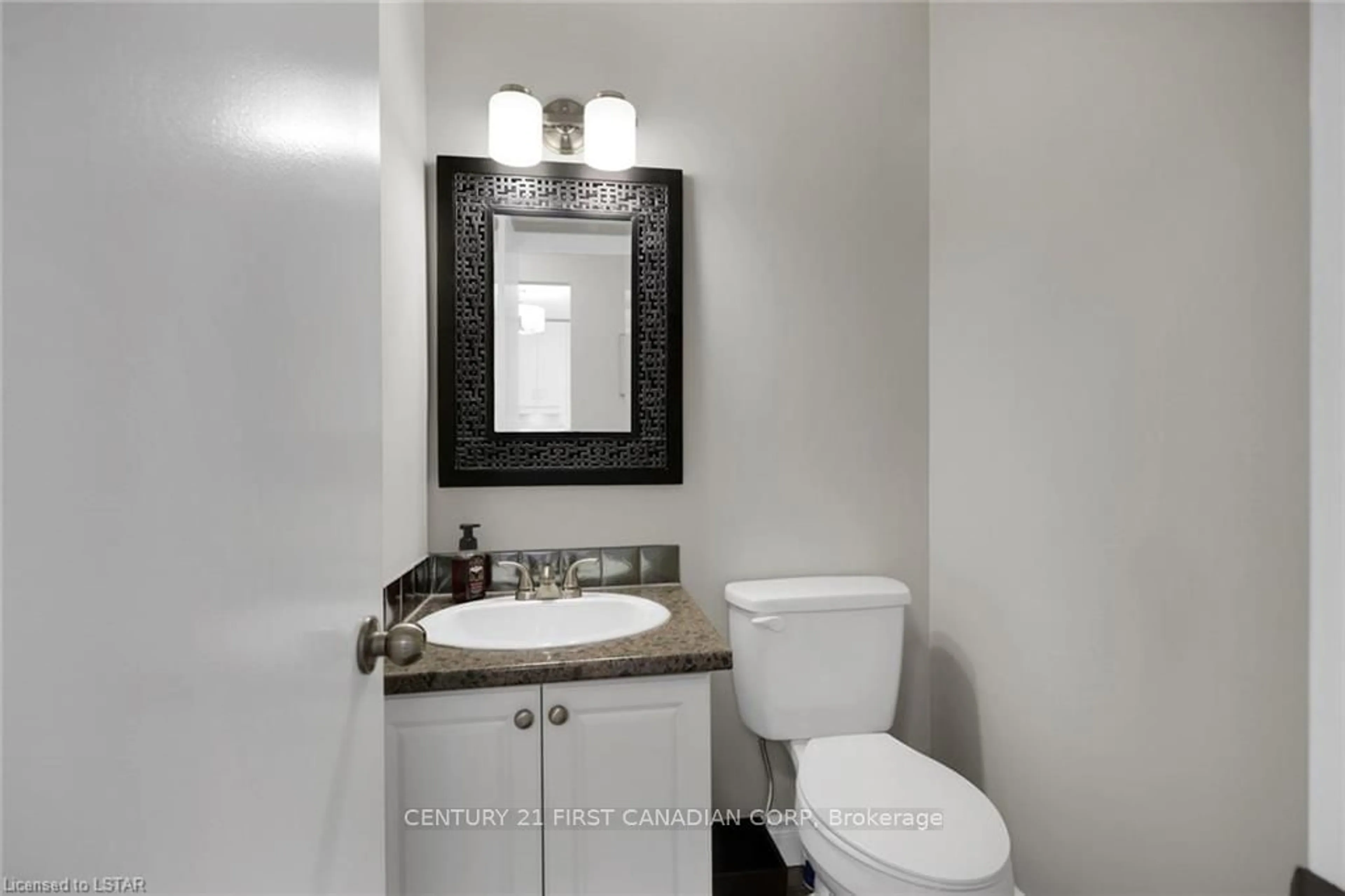 Standard bathroom, ceramic/tile floor for 1855 Alderbrook Rd #34, London Ontario N6G 4R5