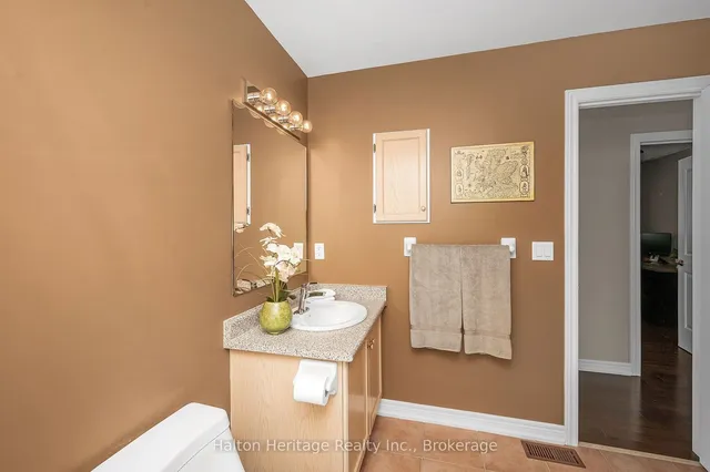 Additional property image - 32 Waterwheel Cres