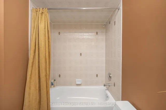 Additional property image - 32 Waterwheel Cres