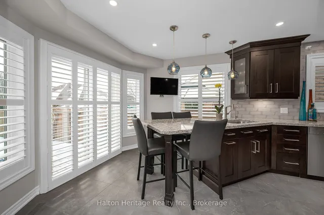 Additional property image - 32 Waterwheel Cres