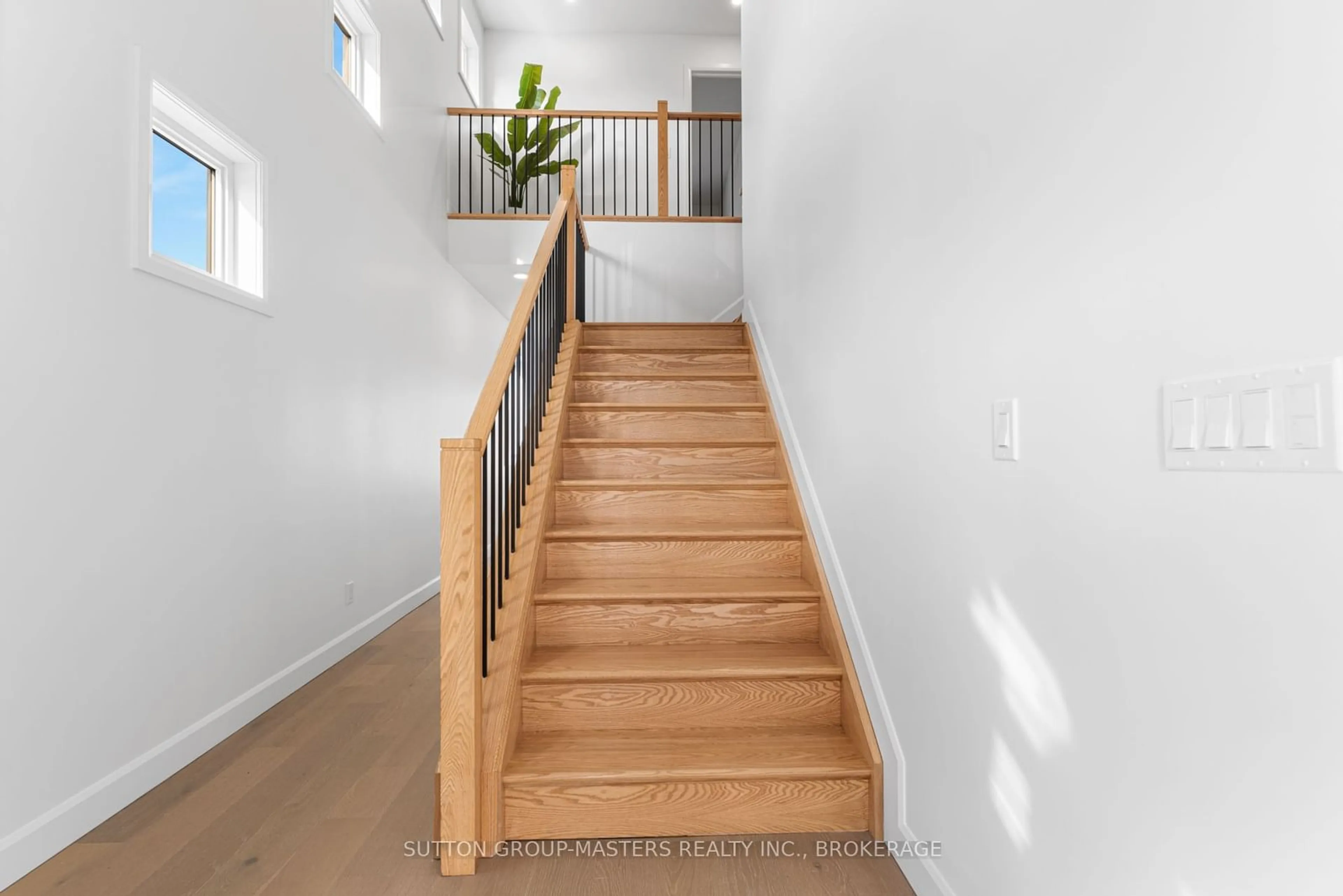 Stairs for 204 Superior Dr, Loyalist Ontario K7N 0E8