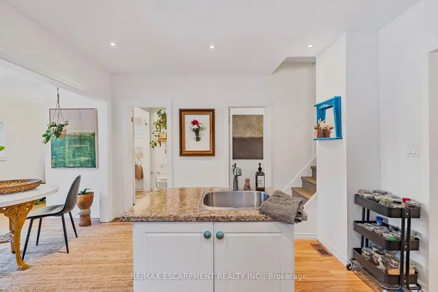 Additional property image - 37 East 23rd St