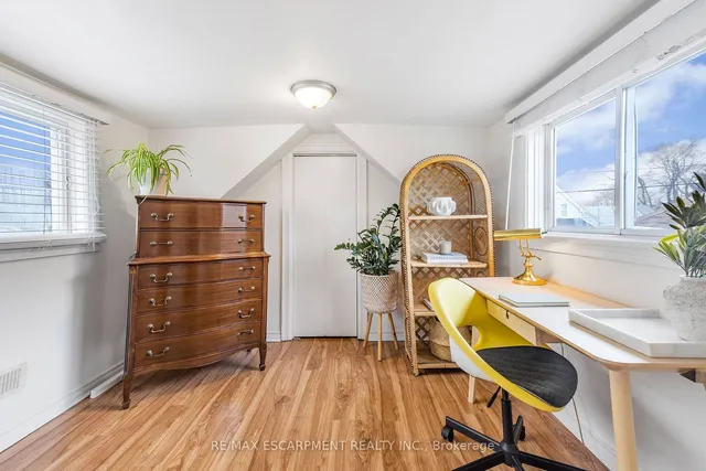 Additional property image - 37 East 23rd St