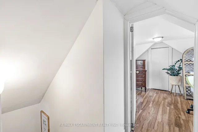 Additional property image - 37 East 23rd St