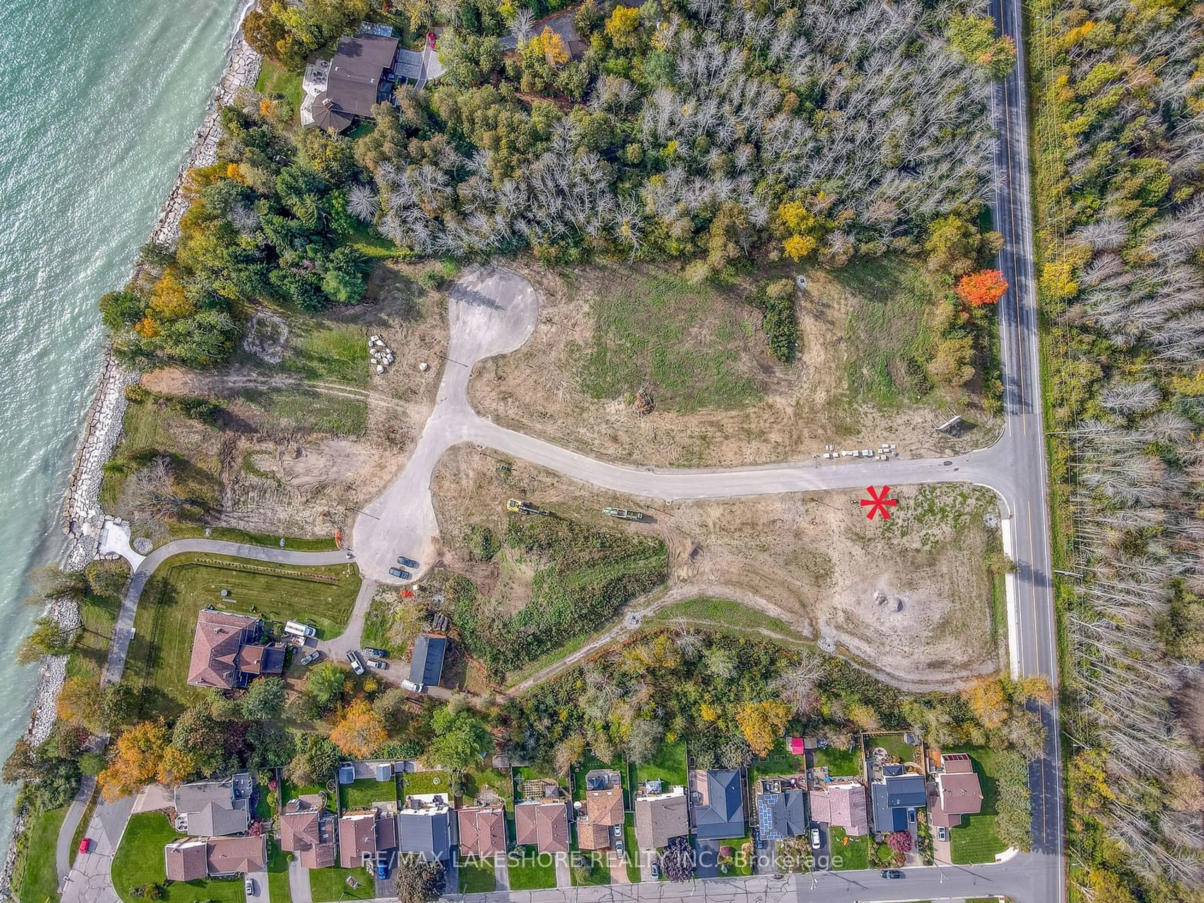 A pic from outside/outdoor area/front of a property/back of a property/a pic from drone, unknown for 210 SUZANNE MESS Blvd, Cobourg Ontario K9A 3L3