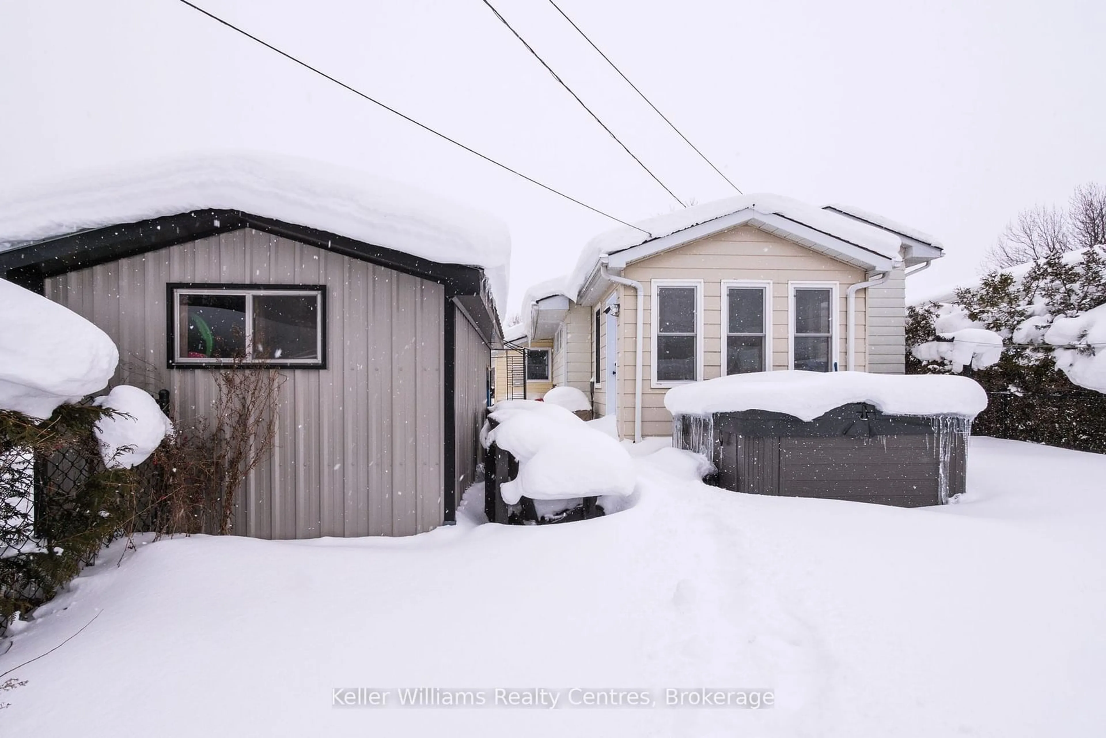 Shed for 973 15th St A, Owen Sound Ontario N4K 1Y2