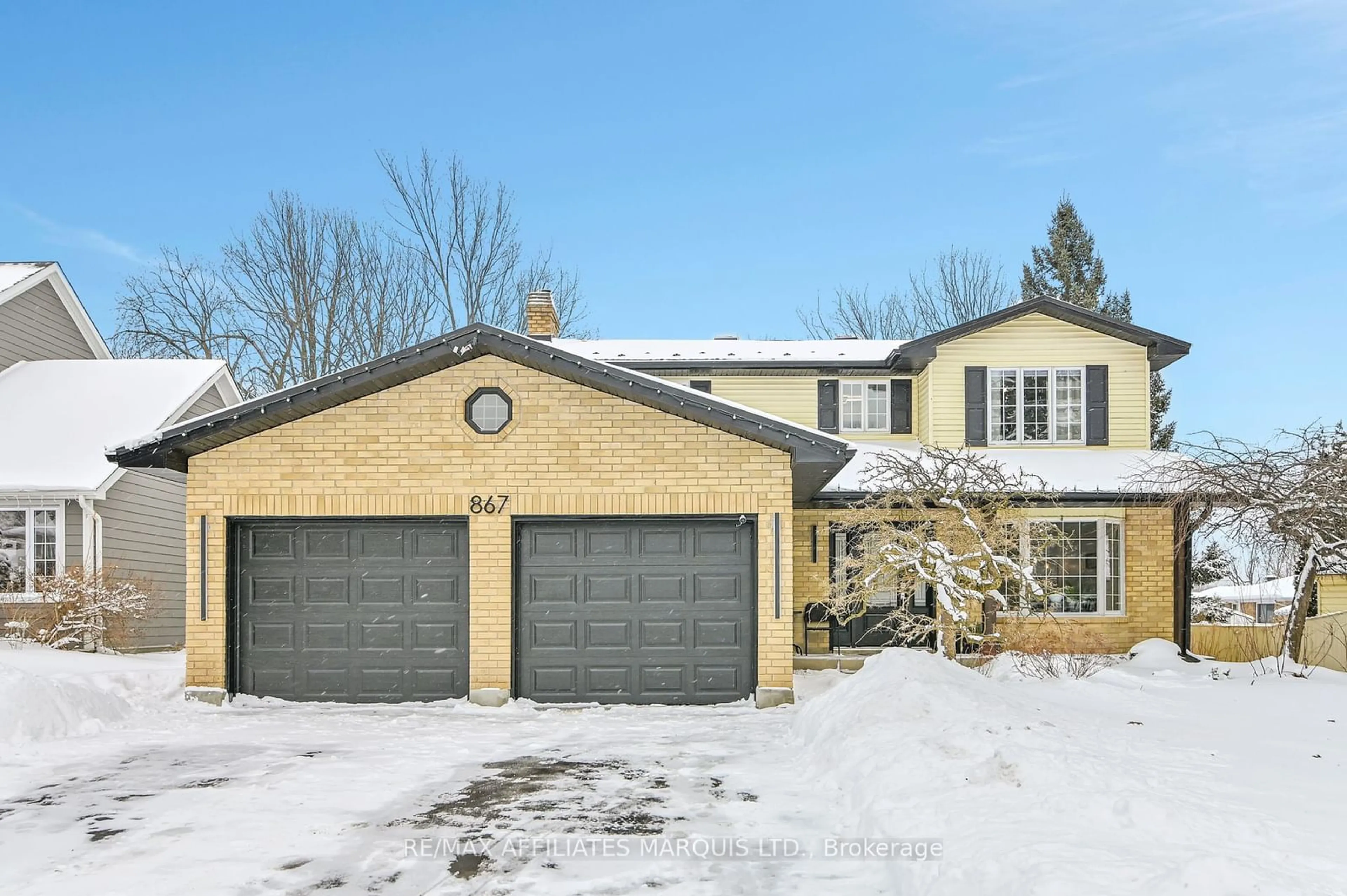 Home with brick exterior material, street for 867 Chelsea Cres, Cornwall Ontario K6H 6Y6