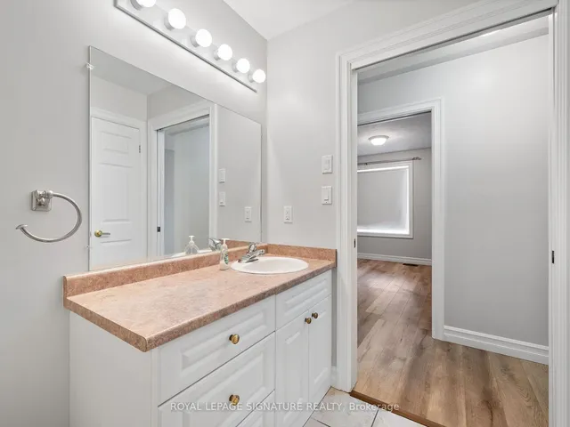 Additional property image - 9 1/2 York St Unit 2